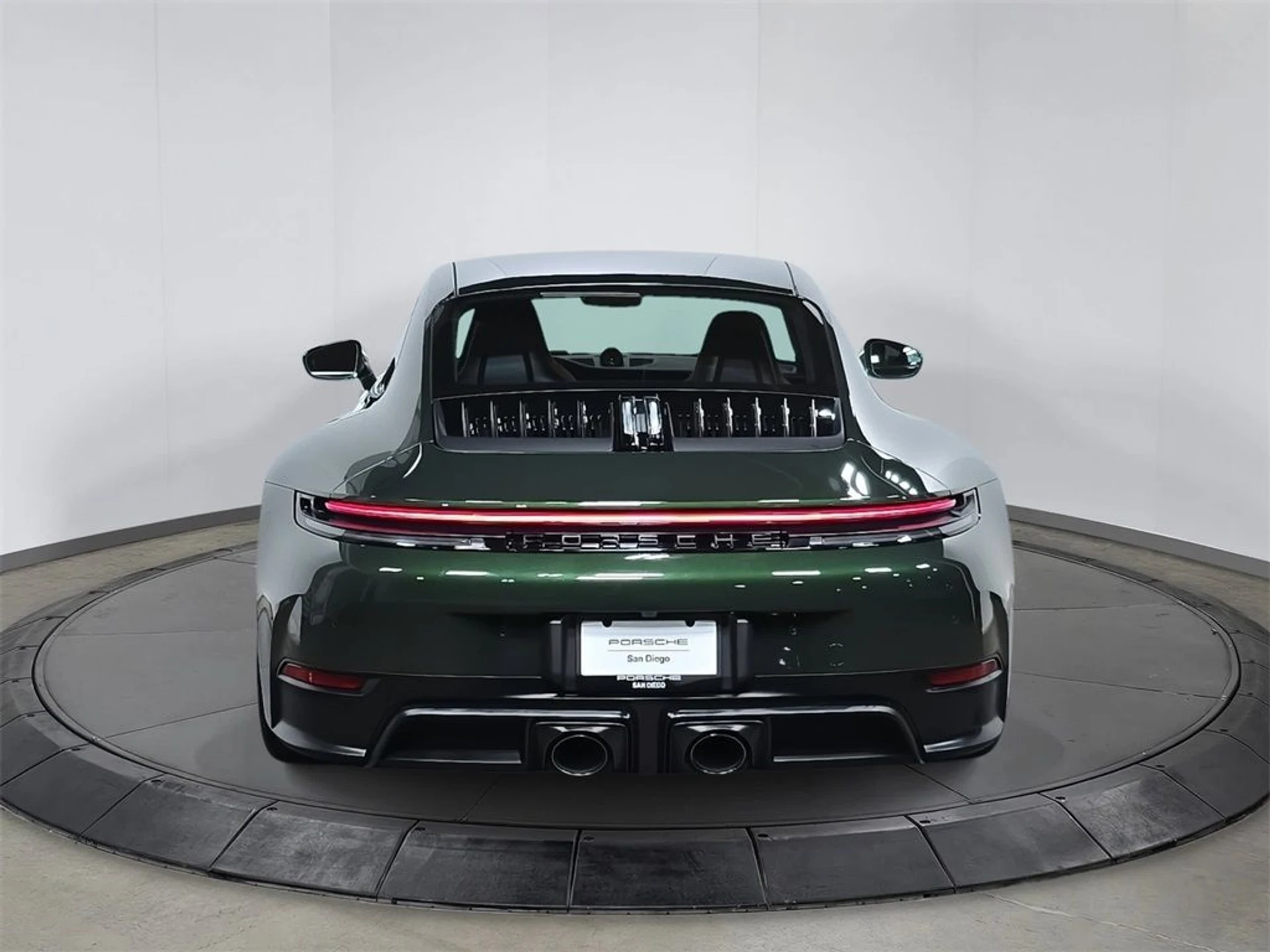 mph005_1018121687_f66be603ca0fc46b94786564c3334dbd_95b46256c2