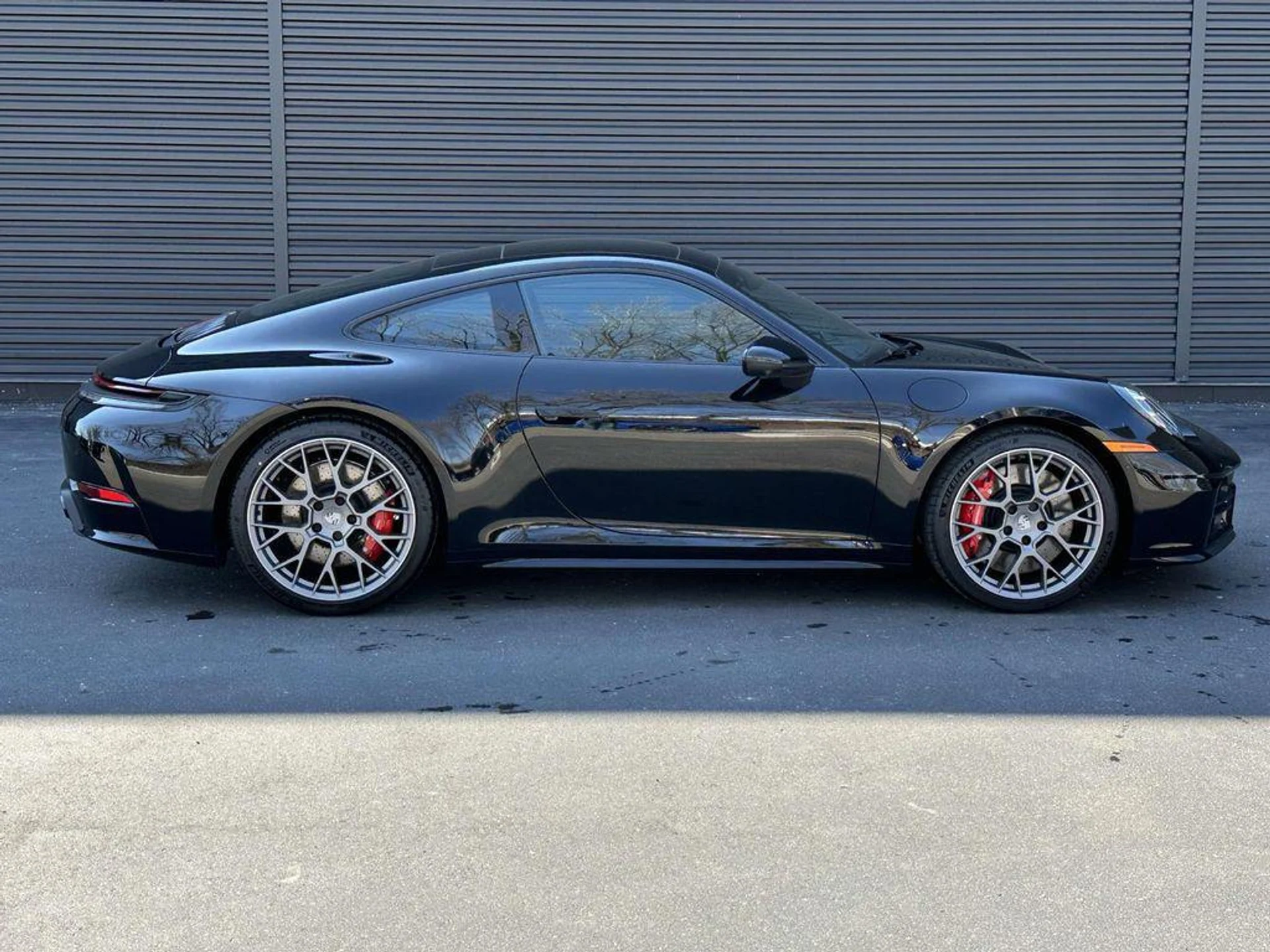 mph005_1020258893_6v_Va_p_CA_7_X_Qo_Rjb_B_Ok_U8r_F_98_c454ad5966