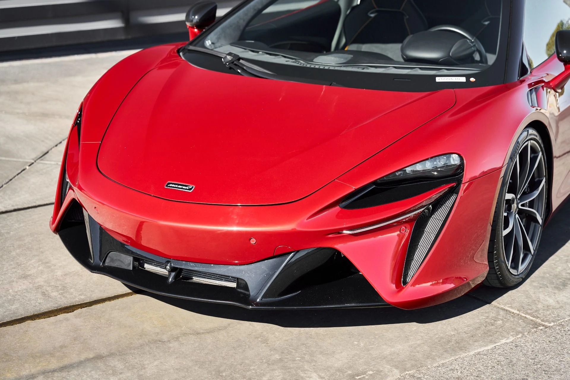 mph005_1029980018_Used_2023_Mc_Laren_Artura_1770256404_340d43434e