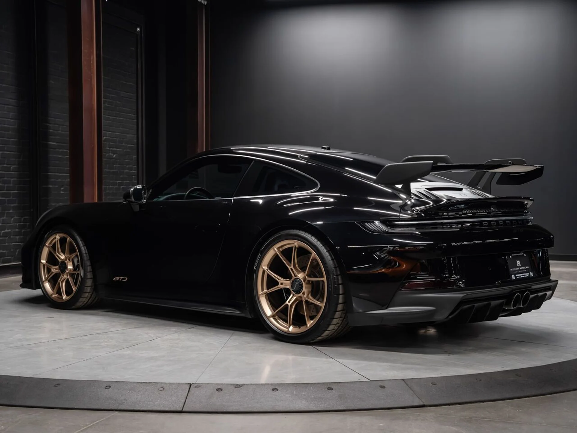 mph005_1031496370_porsche_911_2022_a1bb08ce57