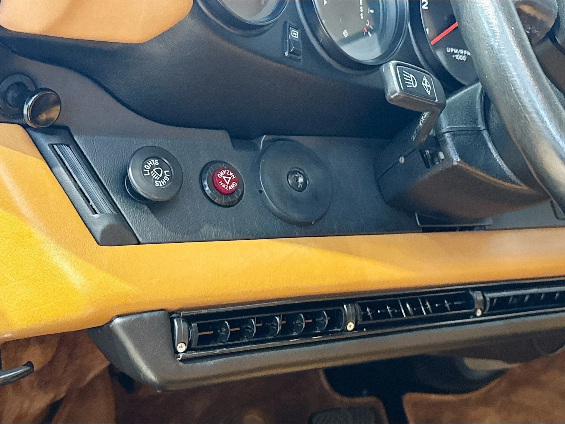 mph005_103708701_6275f70404488c46efd007e26f27f114x_c92b86320d