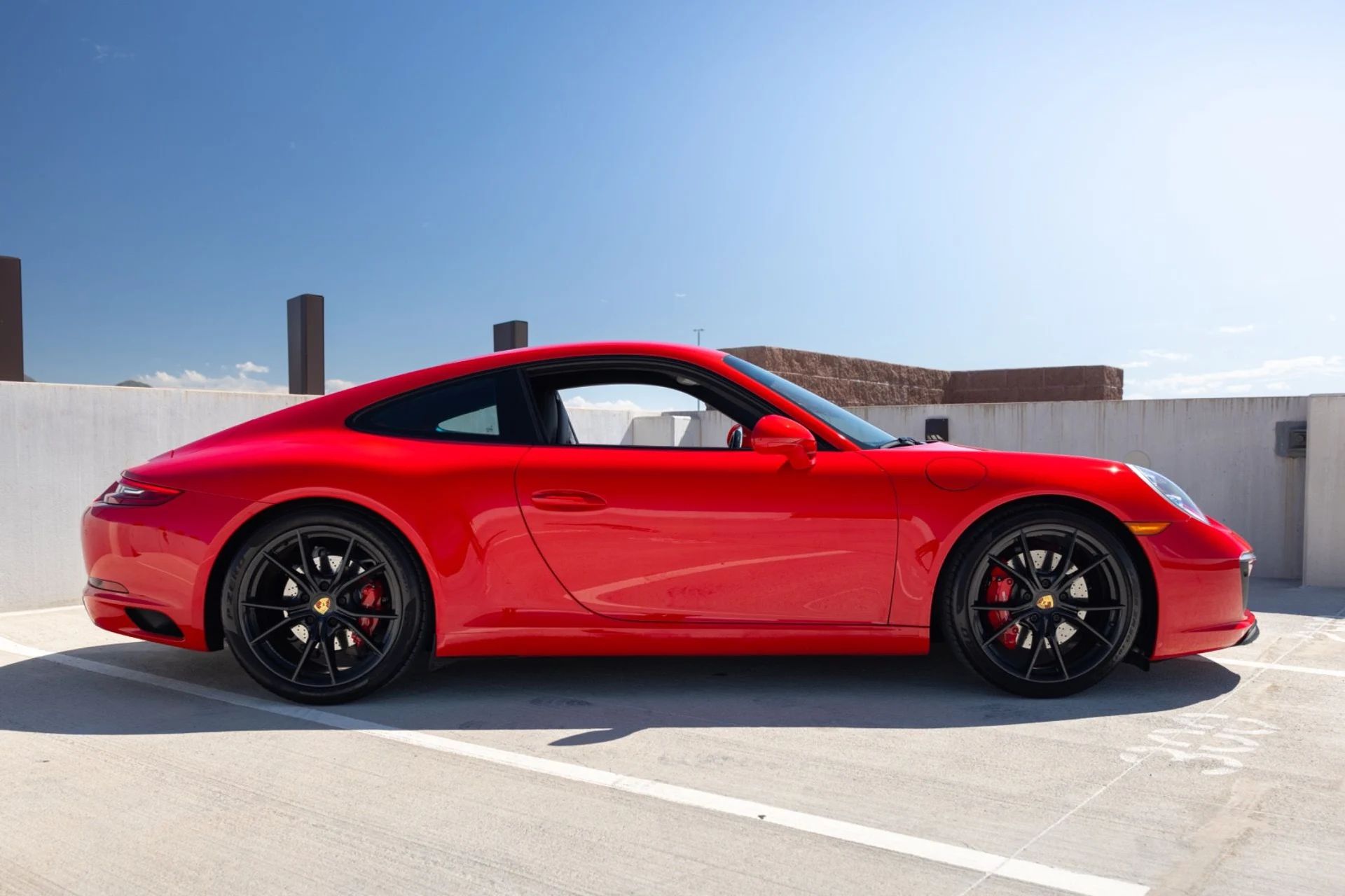 mph005_1044007356_Used_2018_Porsche_911_Carrera_S_1791834067_2754a429cc