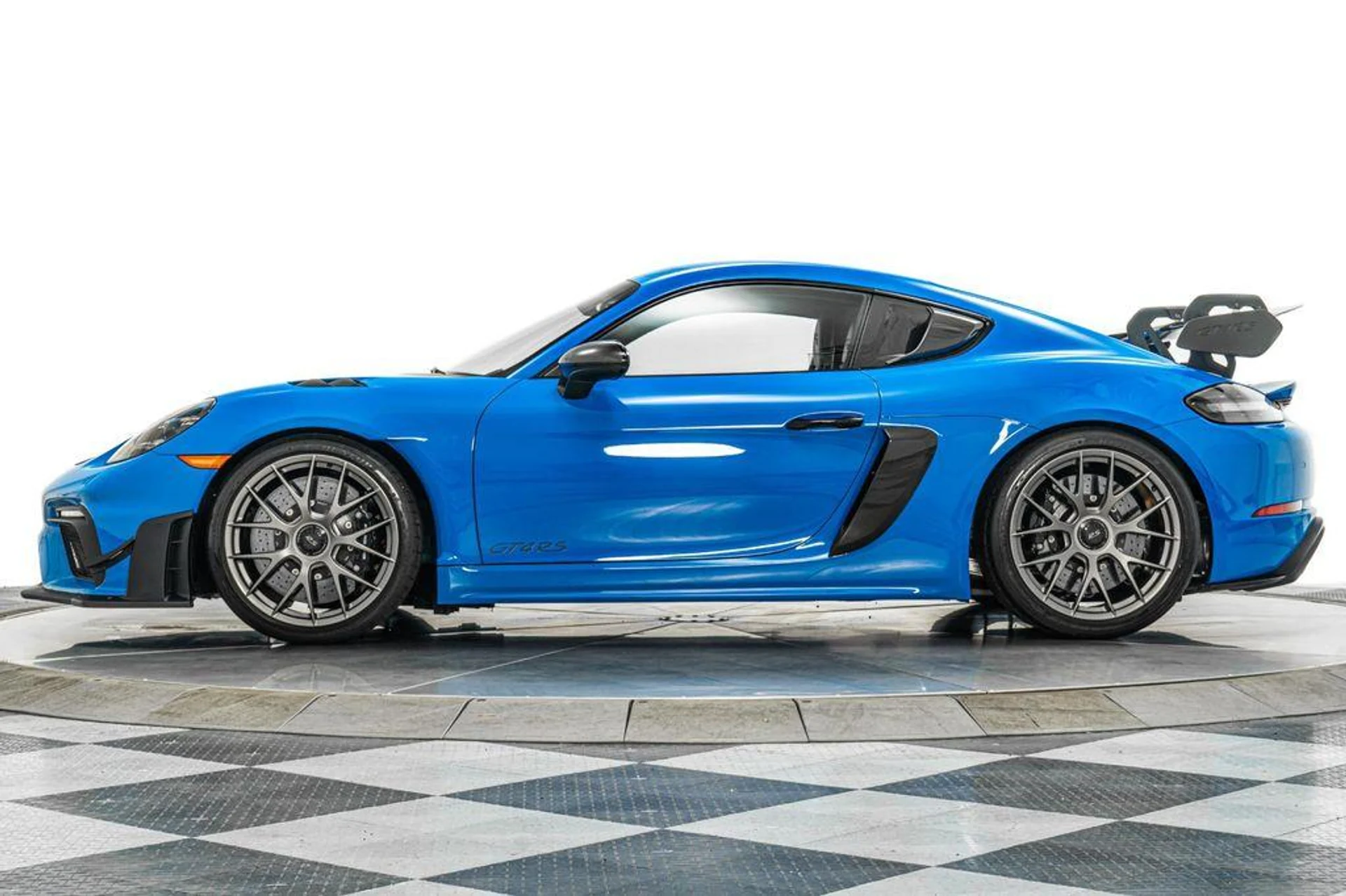 mph005_1048723082_Kn6496jzde_Tqpy_PQ_Ye_Elw3_Cvbho_6035edd4fb