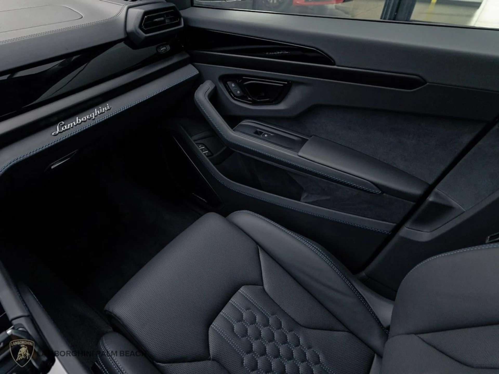 mph005_1057130059_5fca8e2798a9e3ebe674525e94c1c9ff_52e4f3bbe1