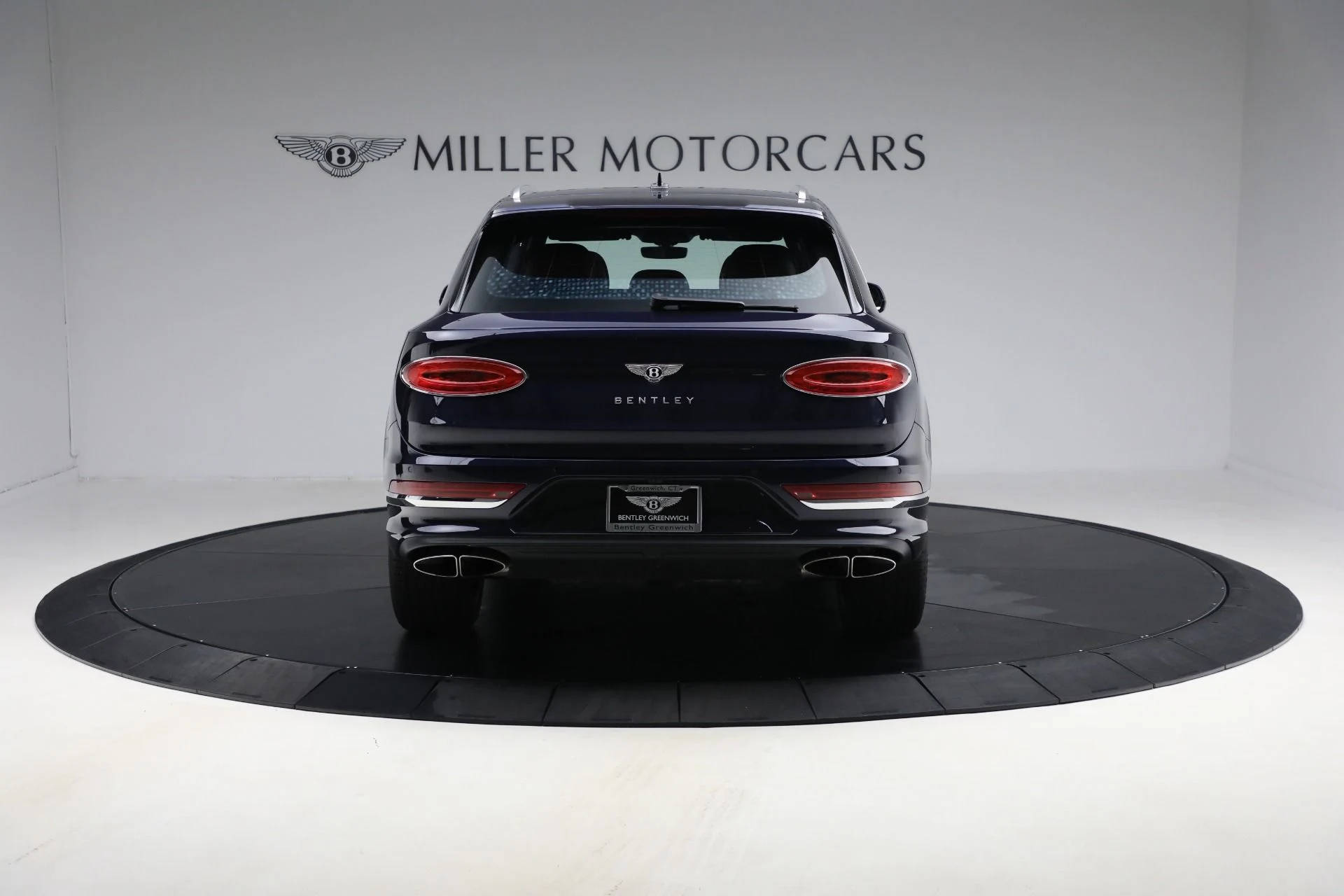 mph005_1070588225_Used_2022_Bentley_Bentayga_V8_b8b24fb98e