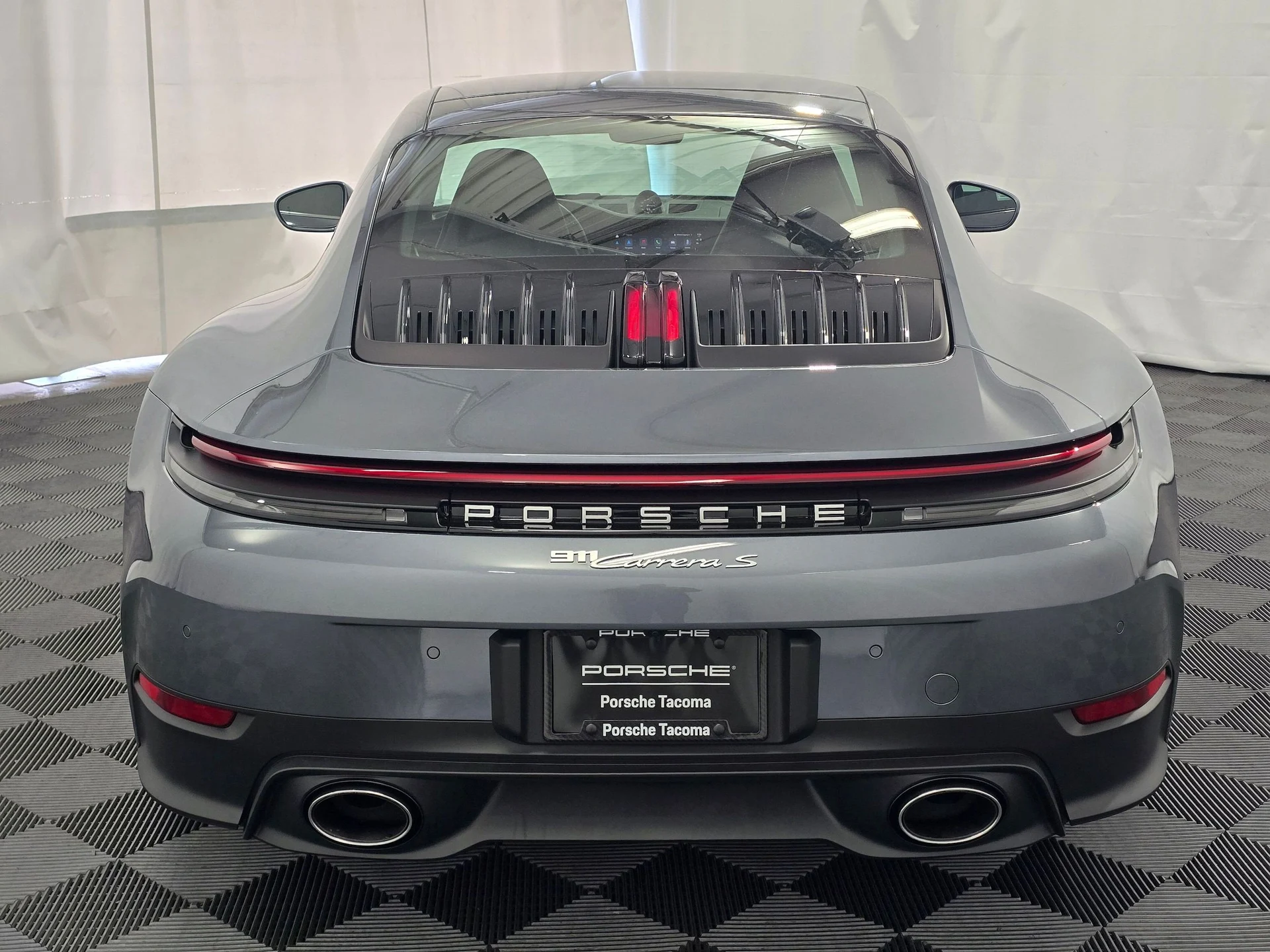 mph005_1071071024_3719a2895cd51c56e5589b07643dbc08x_77597d17ff