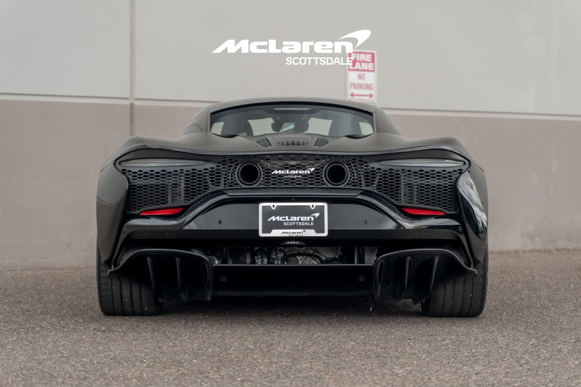 mph005_1078442480_Used_2023_MCLAREN_ARTURA_1771651947_2723a6897a