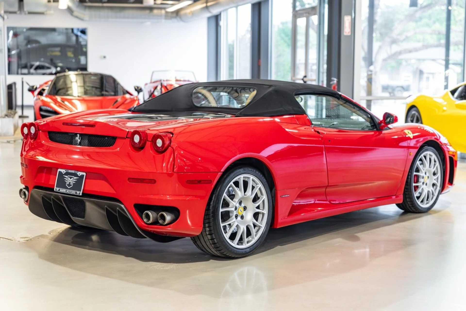 mph005_1087496849_LA_207f7dd556