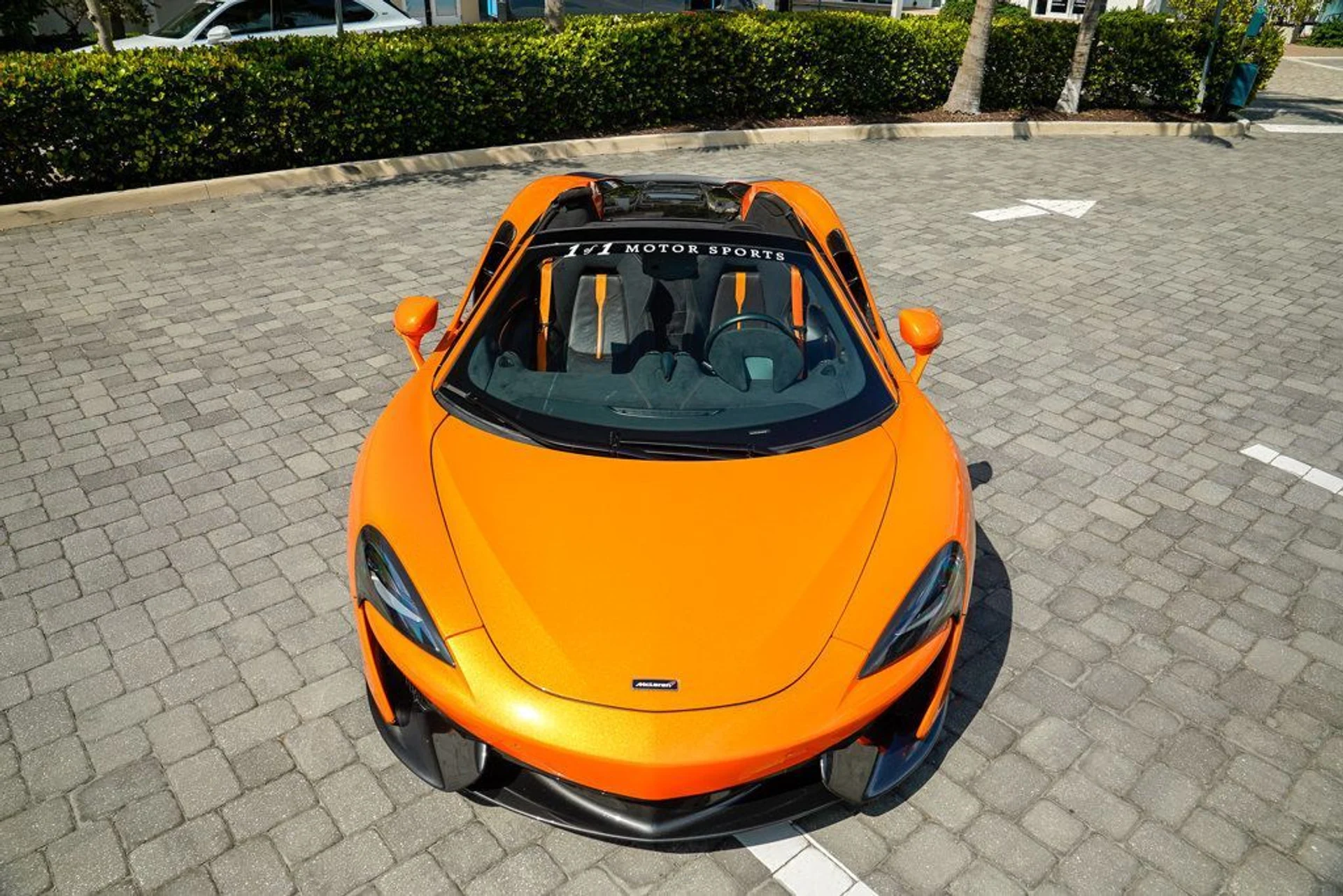 mph005_1093068961_used_2018_mclaren_570s_spider_14354_22891400_6_1024_8ef6707800