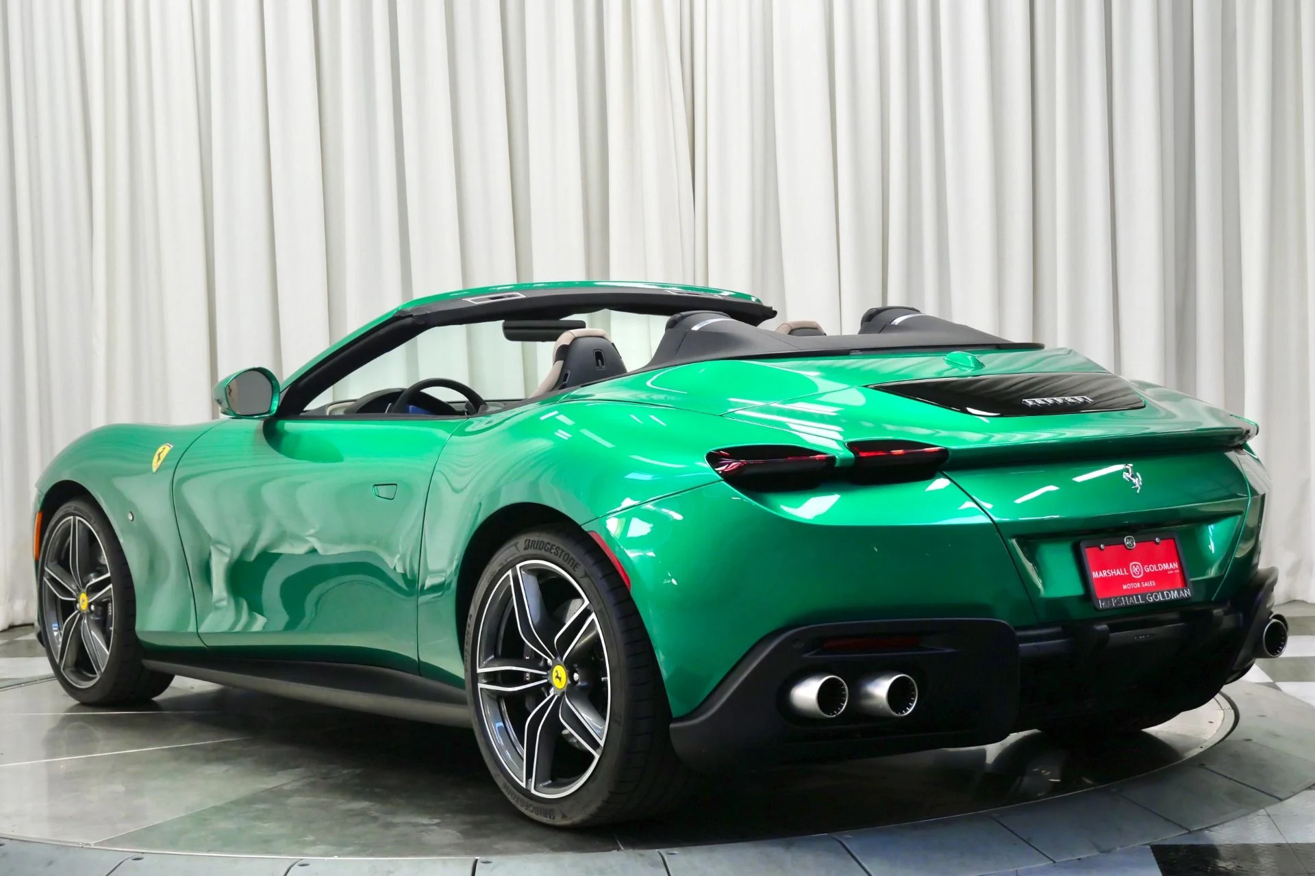 mph005_1096416376_Used_2024_Ferrari_Roma_Spider_1760553098_f8595b6768