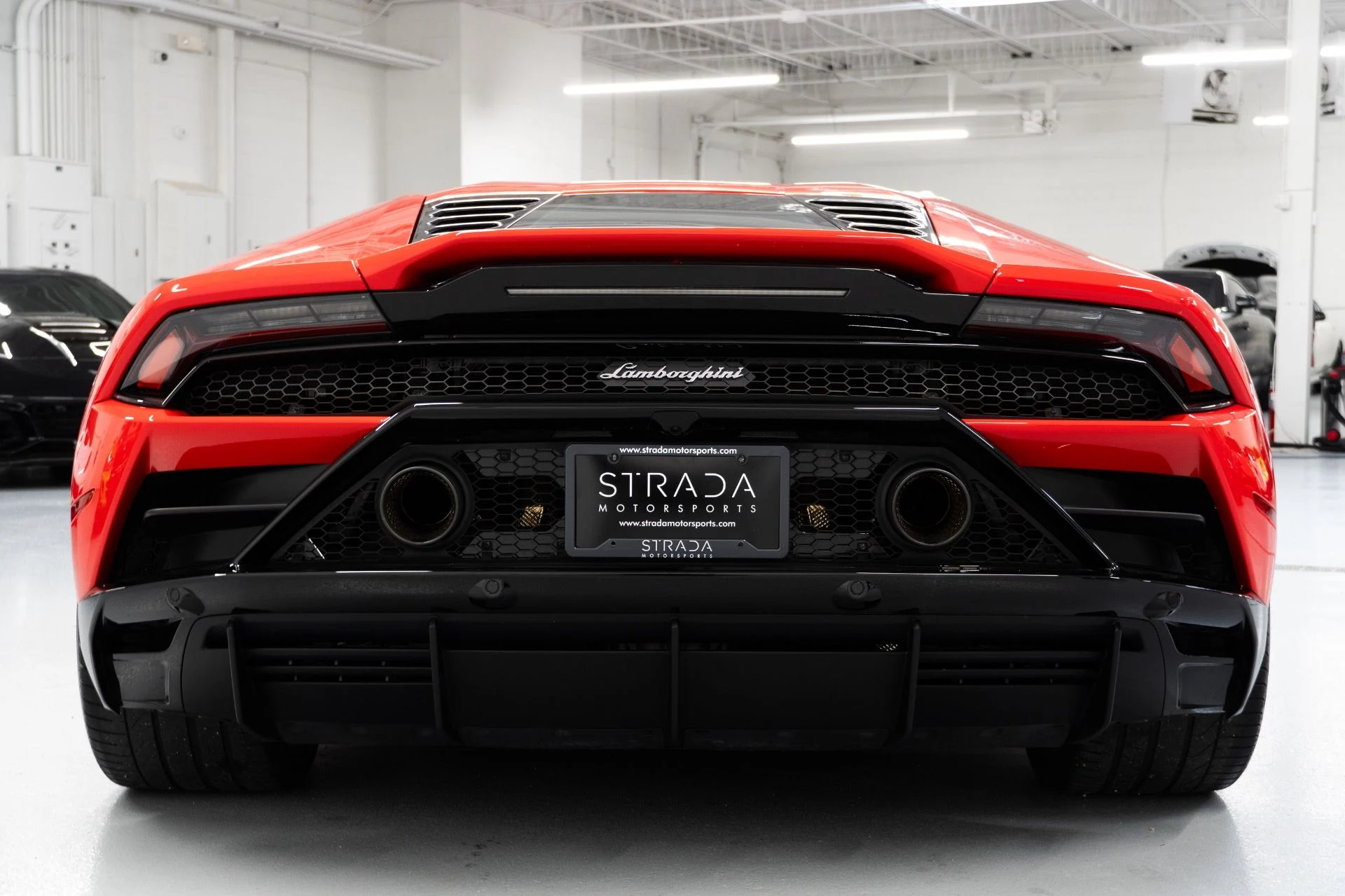 mph005_1098910736_Used_2020_Lamborghini_Huracan_EVO_1787867909_f7b93ec287
