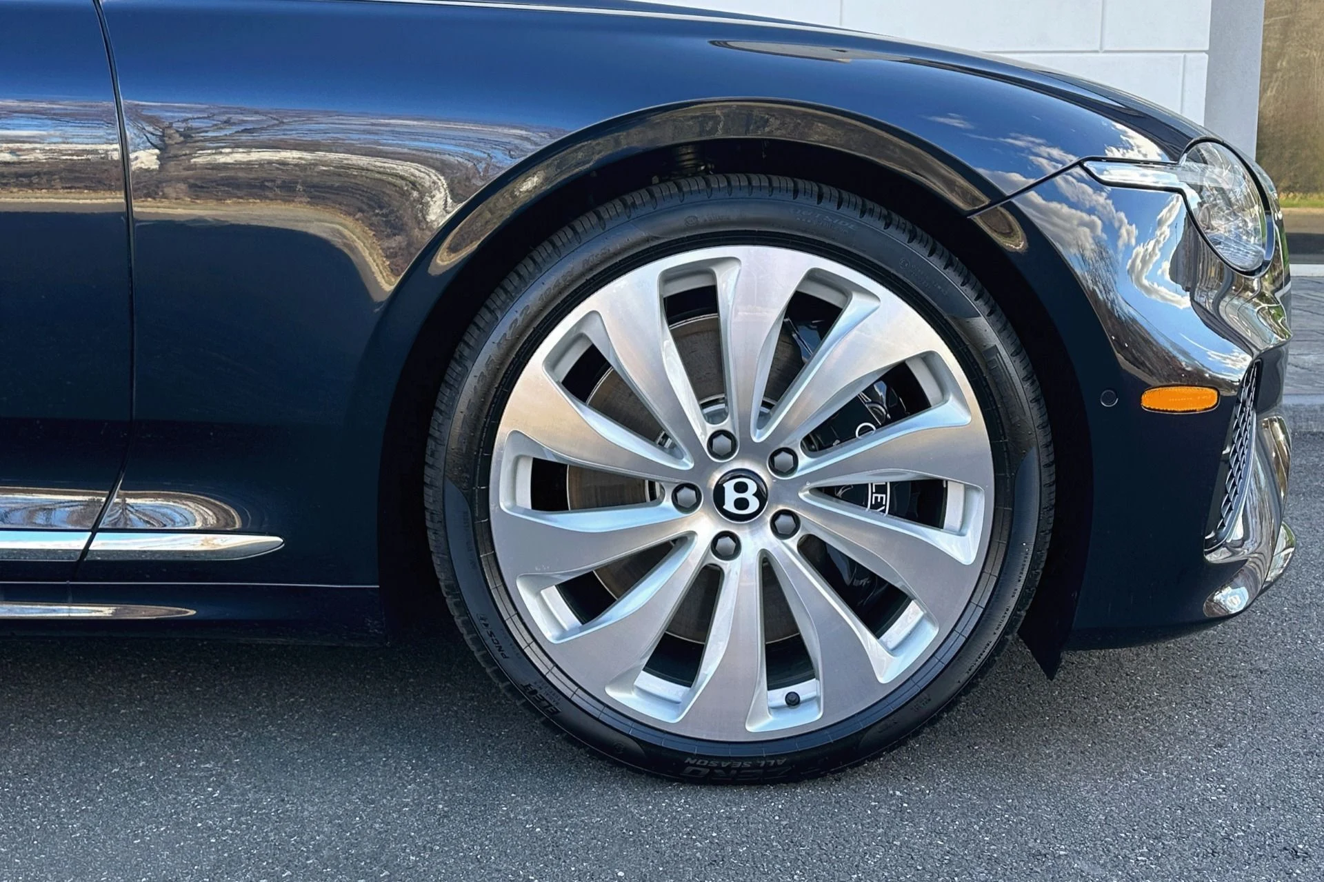 mph005_1099888246_New_2026_Bentley_Continental_GT_GT_1763467852_00efac93ad