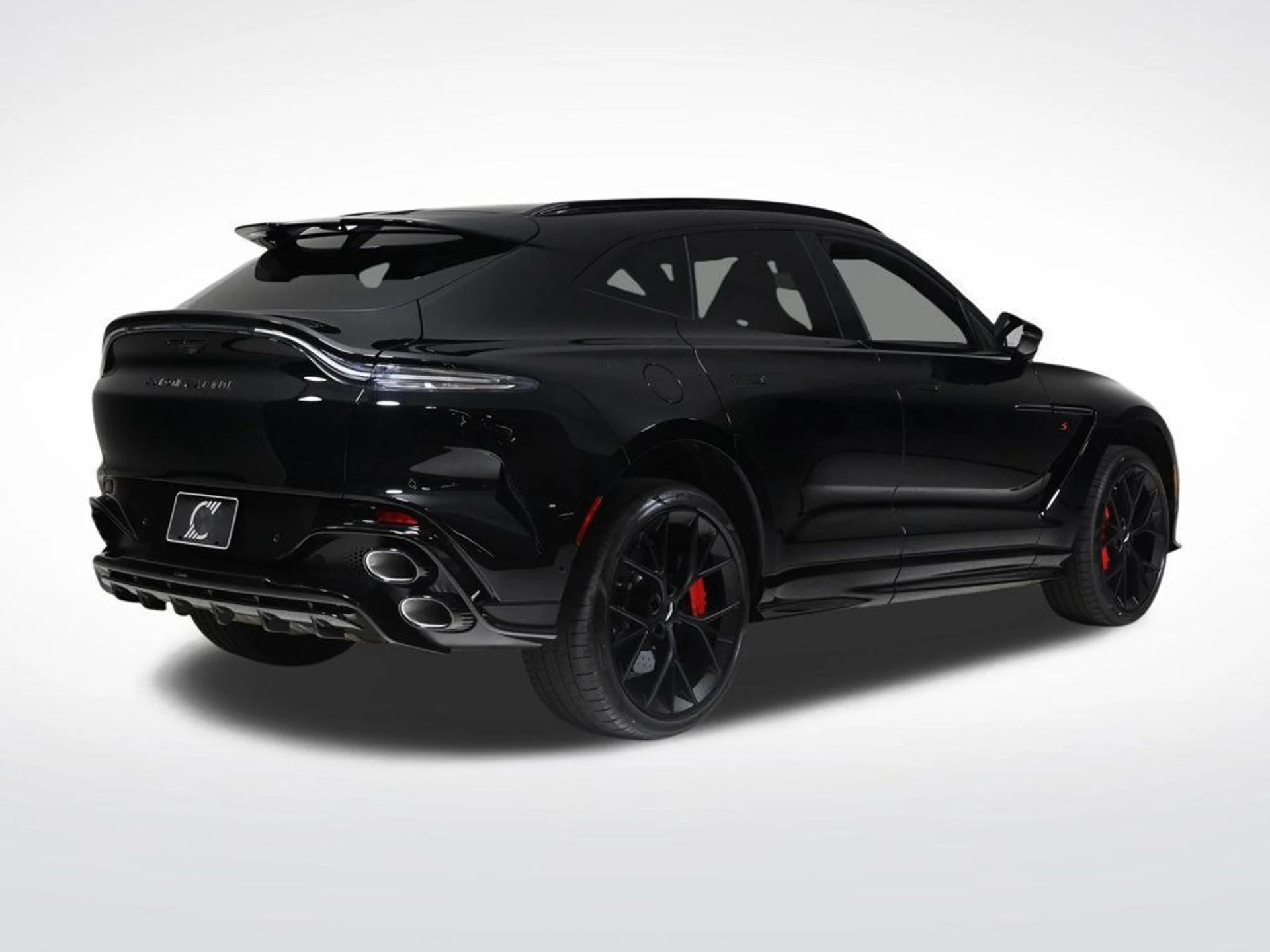 mph005_1105676636_new_2026_aston_martin_dbx_sawd_11350_22961670_5_1024_dcf38278a3