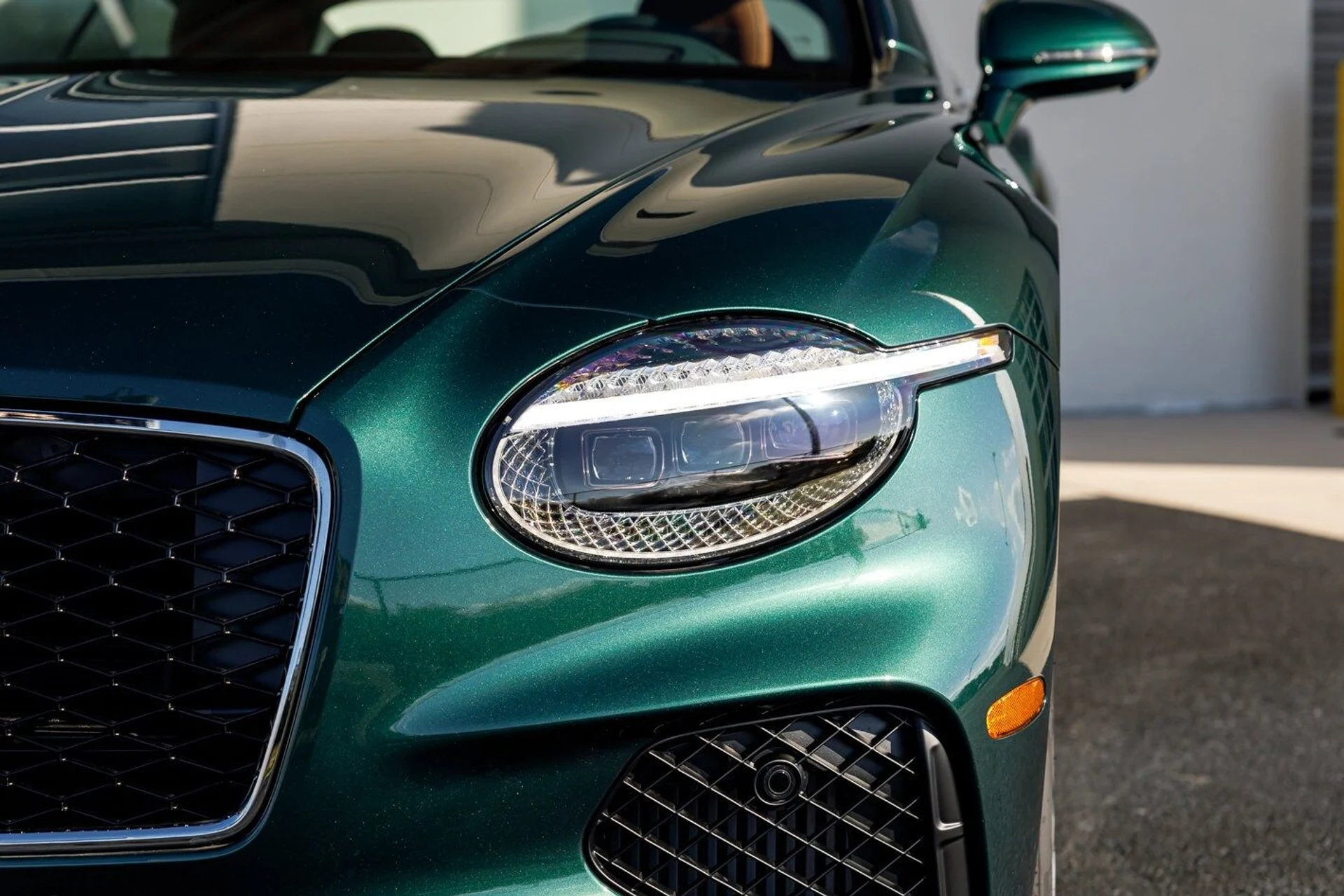 mph005_1108696958_c3cec21778b7049358e68ccfc1584779x_8c9931373b