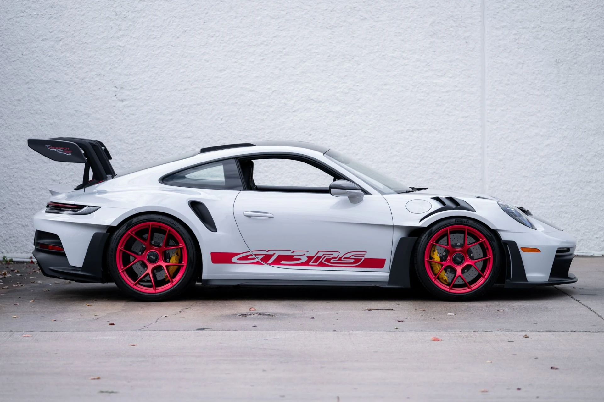 mph005_1116594318_Used_2025_Porsche_911_GT_3_RS_1792181578_004e889819