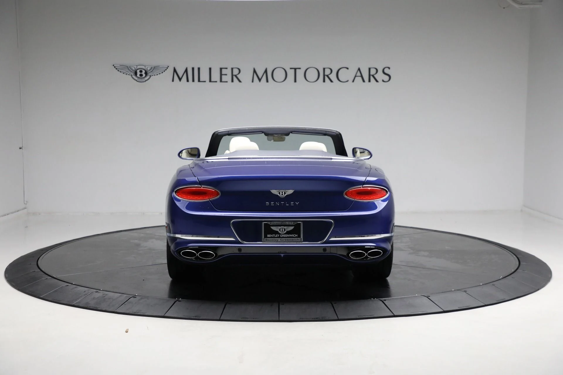 mph005_113206666_Used_2023_Bentley_Continental_GTC_Azure_V8_e673f30fd2