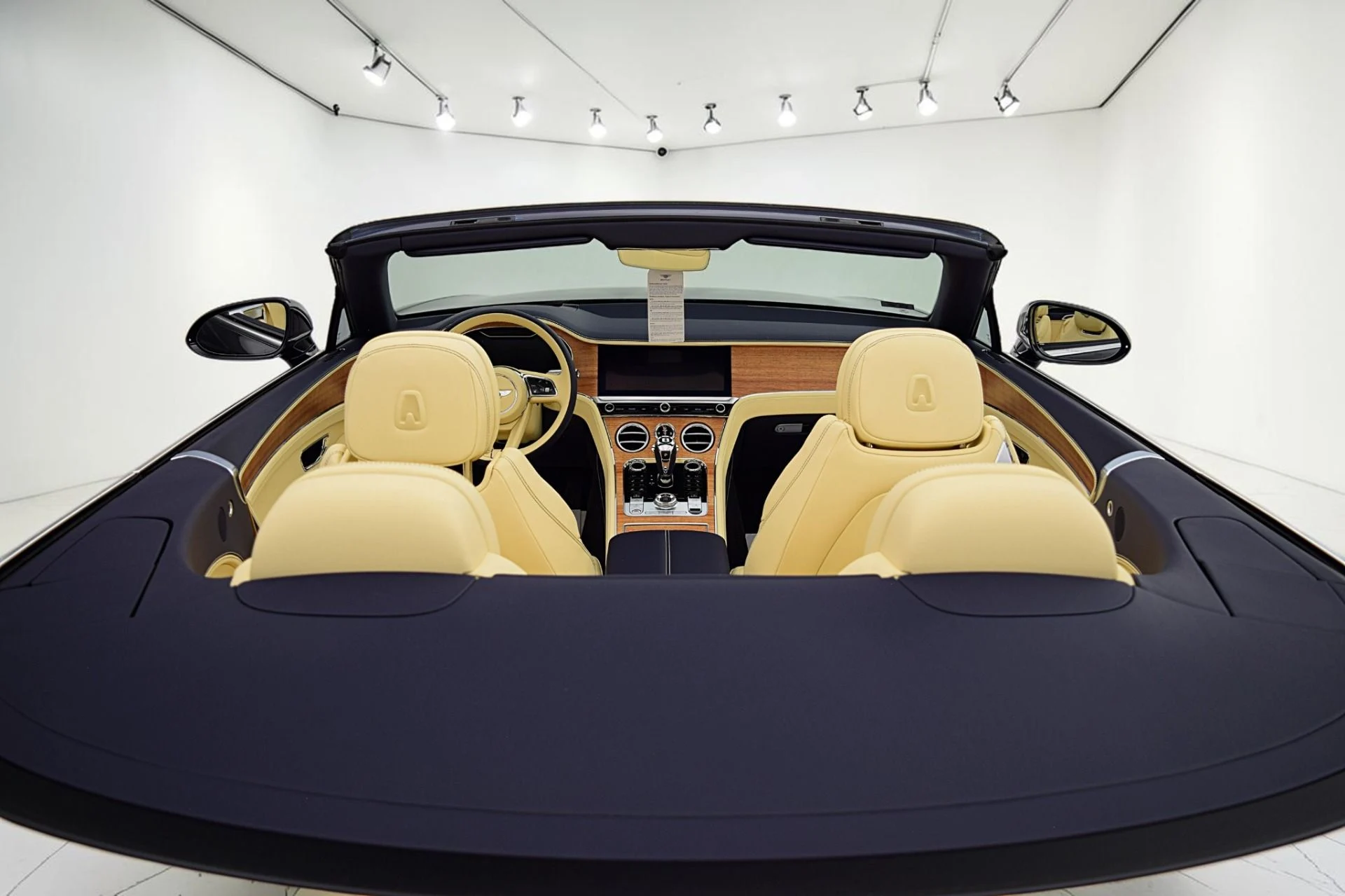 mph005_1135779177_Used_2024_Bentley_Continental_GTC_V8_LEASE_OPTIONS_AVAILABLE_ea5d4295cf
