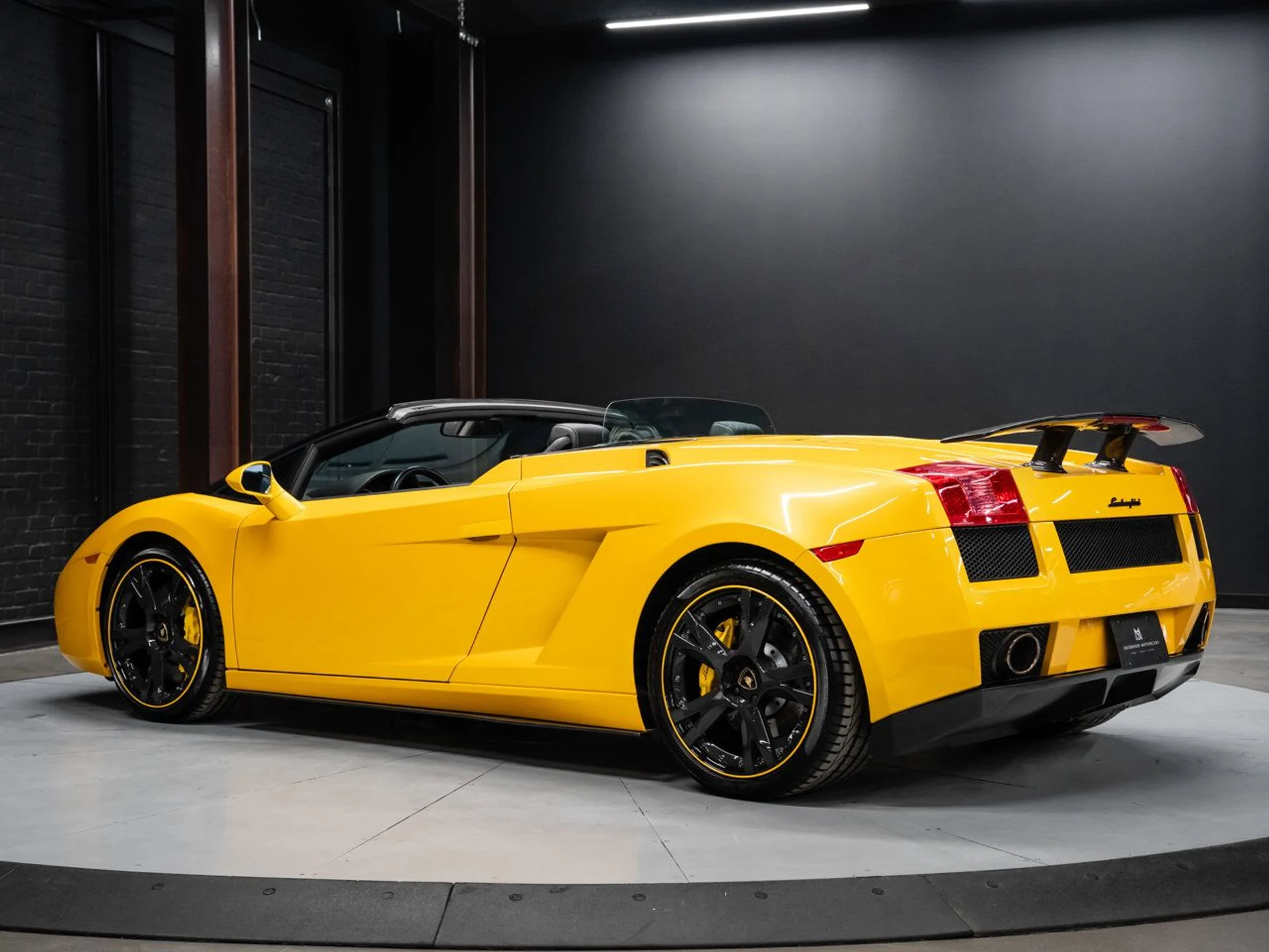 mph005_1135857262_lamborghini_gallardo_2006_b45cb23f60