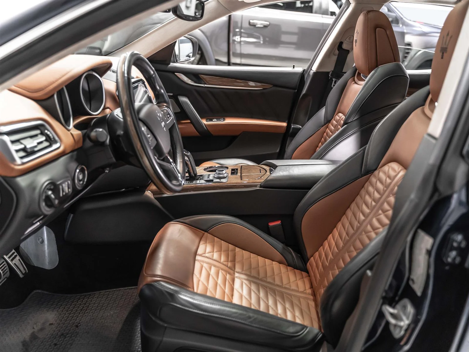 mph005_1142753872_b1cc0f92_8a88_4e48_9aef_7fb44d8935d0_7d62e3f319