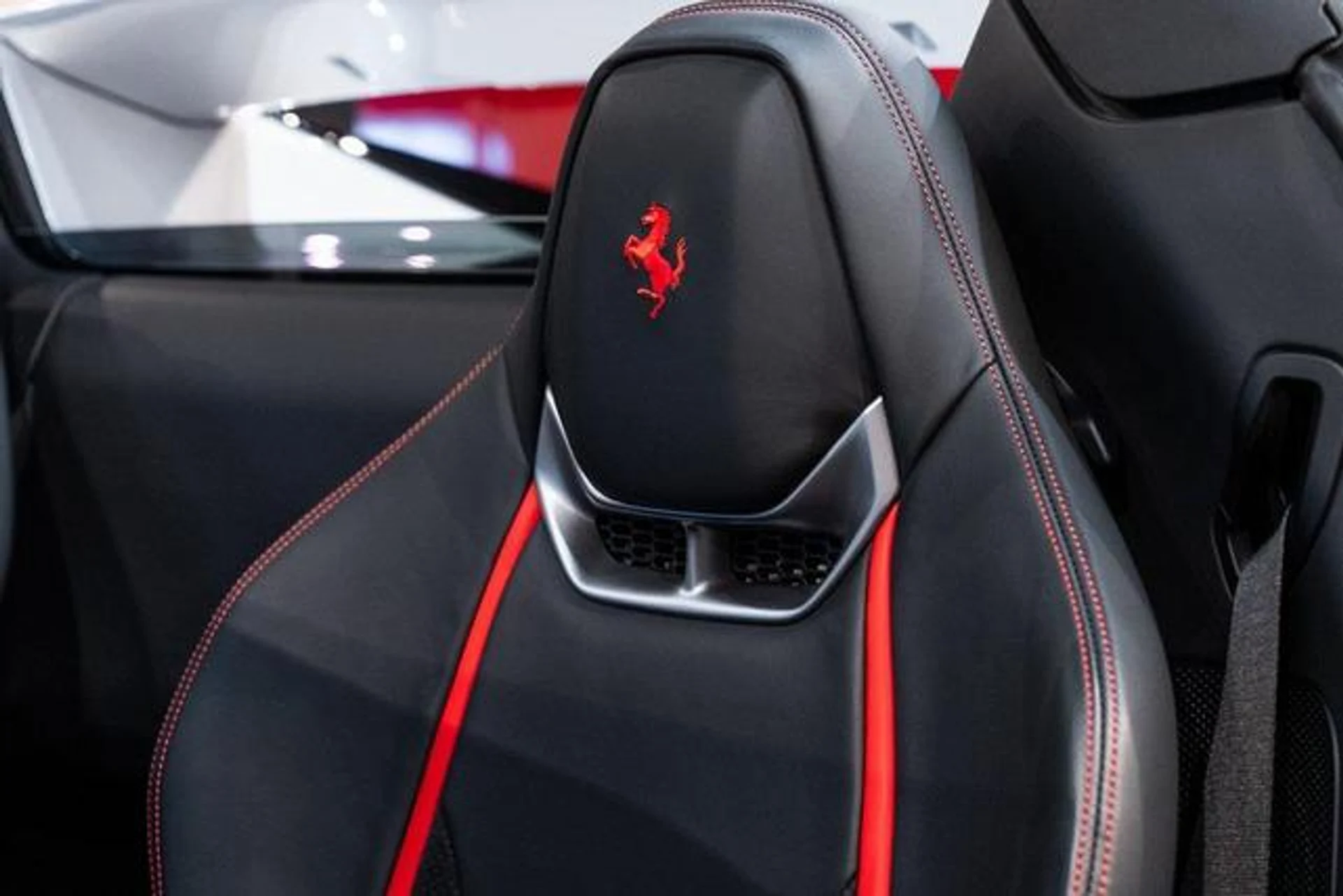 mph005_1145612475_E10_ZB_83b_Q_Zf_Jzyfqo_ZKEU_1_M8_R_Pg_4791875e58