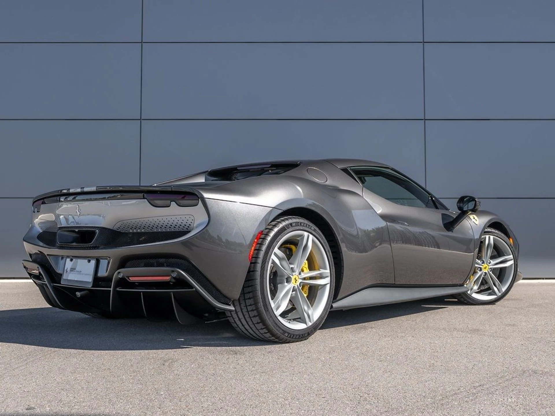 mph005_1147018504_image_6_59c90533c5