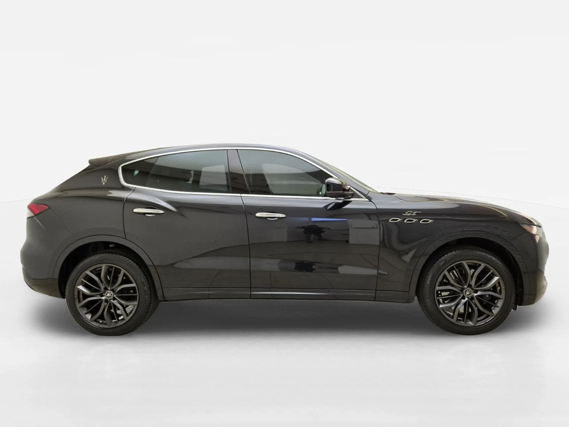 mph005_114830969_Used_2024_Maserati_Levante_GT_1777354936_5b6f76b99d