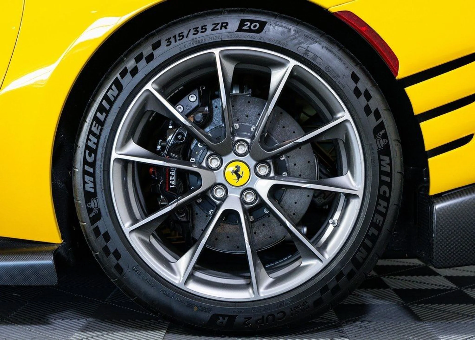 mph005_1151264994_194c17d5d075dc4dc4daf079ef50be69_7b5cfdee0d