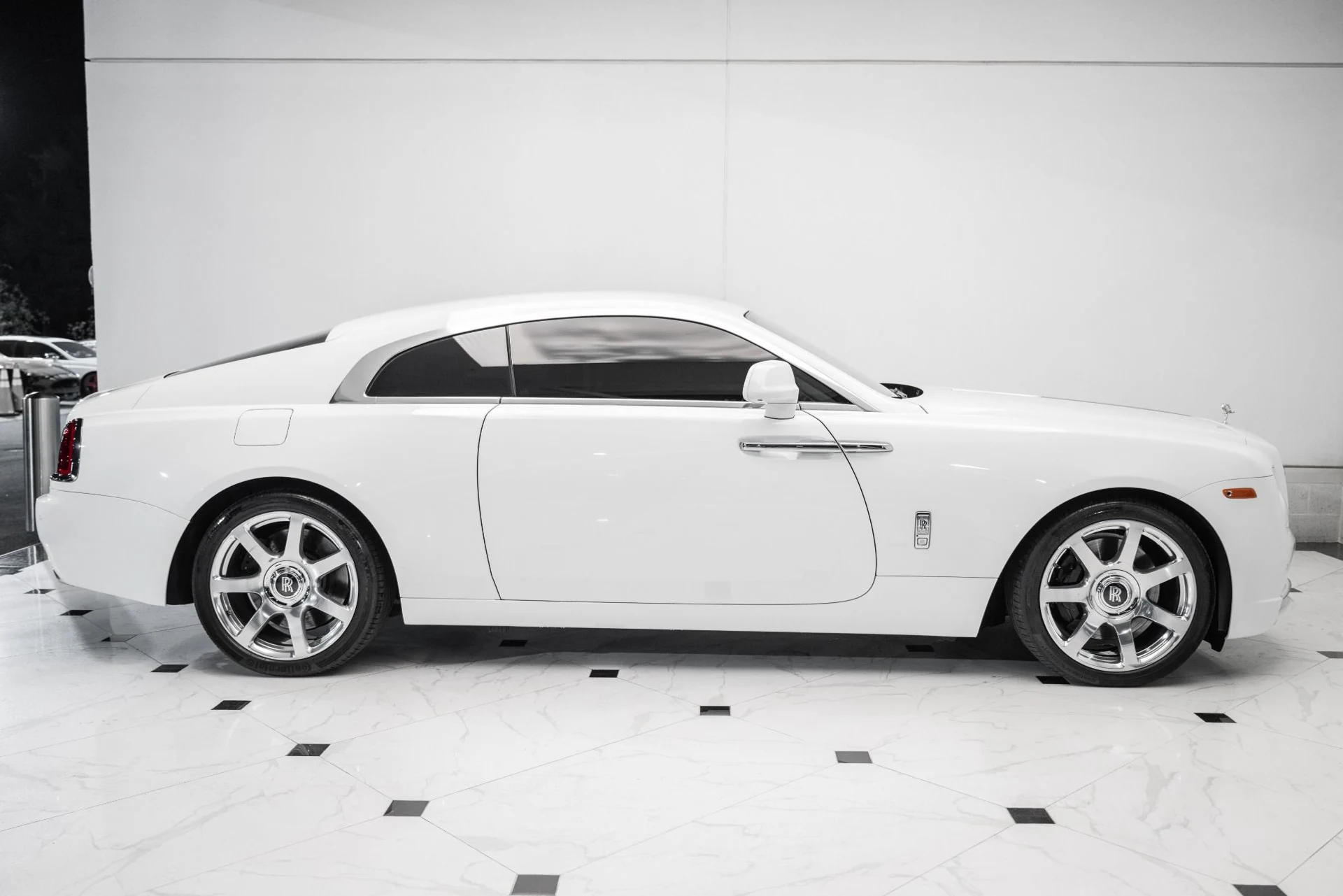 mph005_1152263968_Used_2017_Rolls_Royce_Wraith_1745845330_b73656f5dd