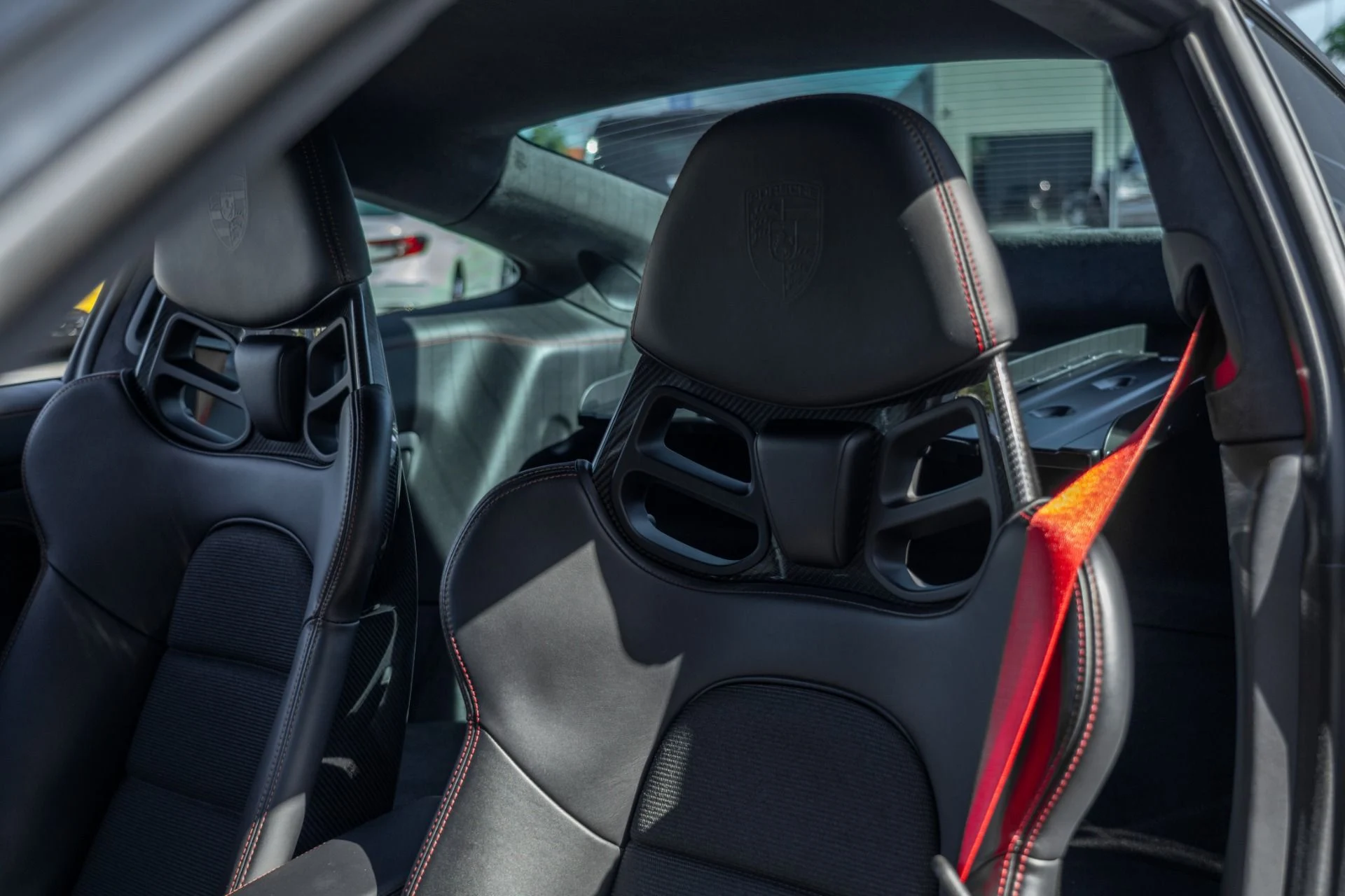 mph005_115286188_Used_2019_Porsche_911_GT_3_Touring_1760739236_908f426251