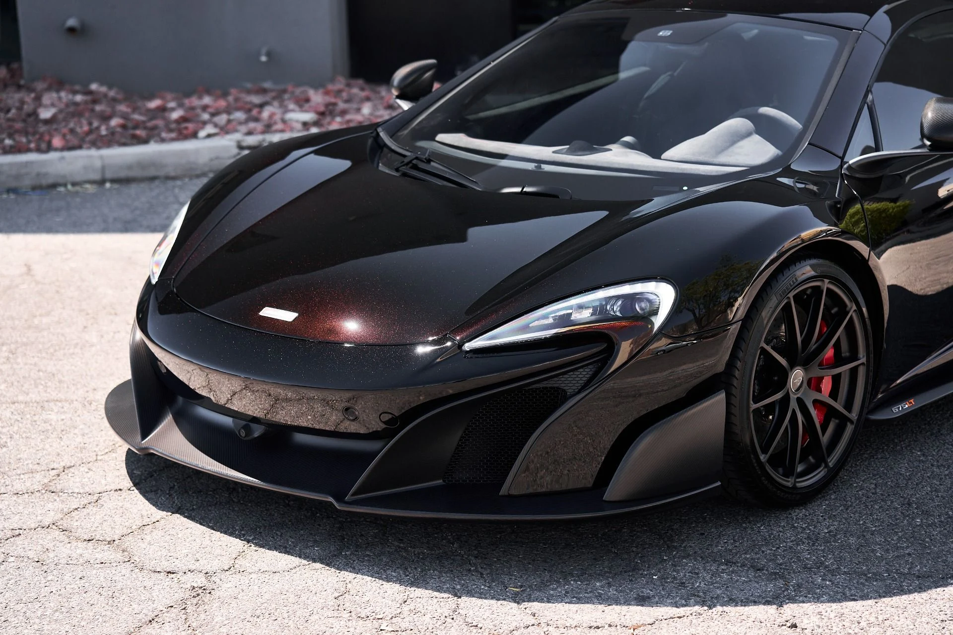 mph005_1167016549_Used_2016_Mc_Laren_675_LT_Base_1756862742_d7d7a38da6