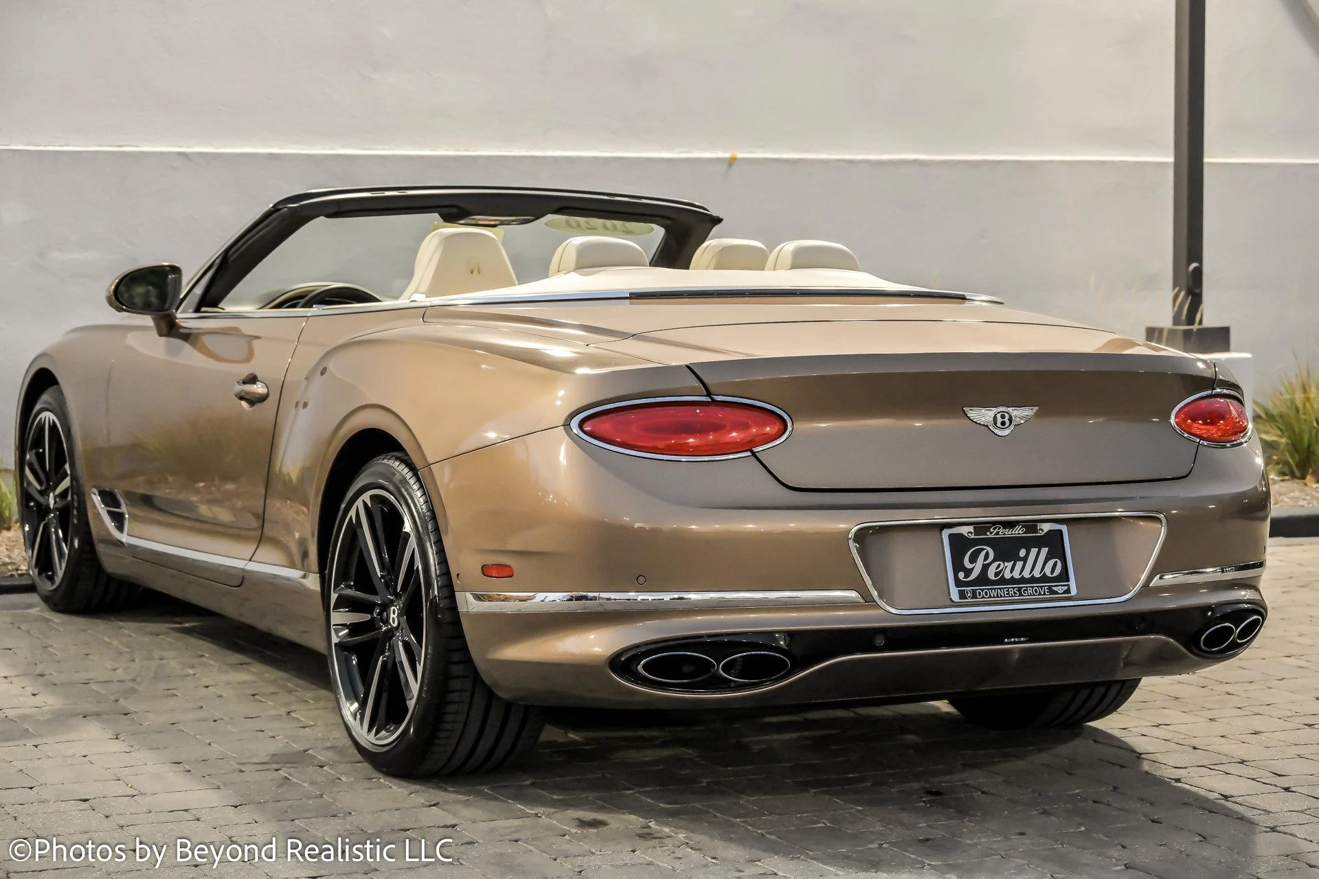 mph005_1168700148_Used_2020_Bentley_Continental_GT_V8_Convertible_1762592964_31663607f8