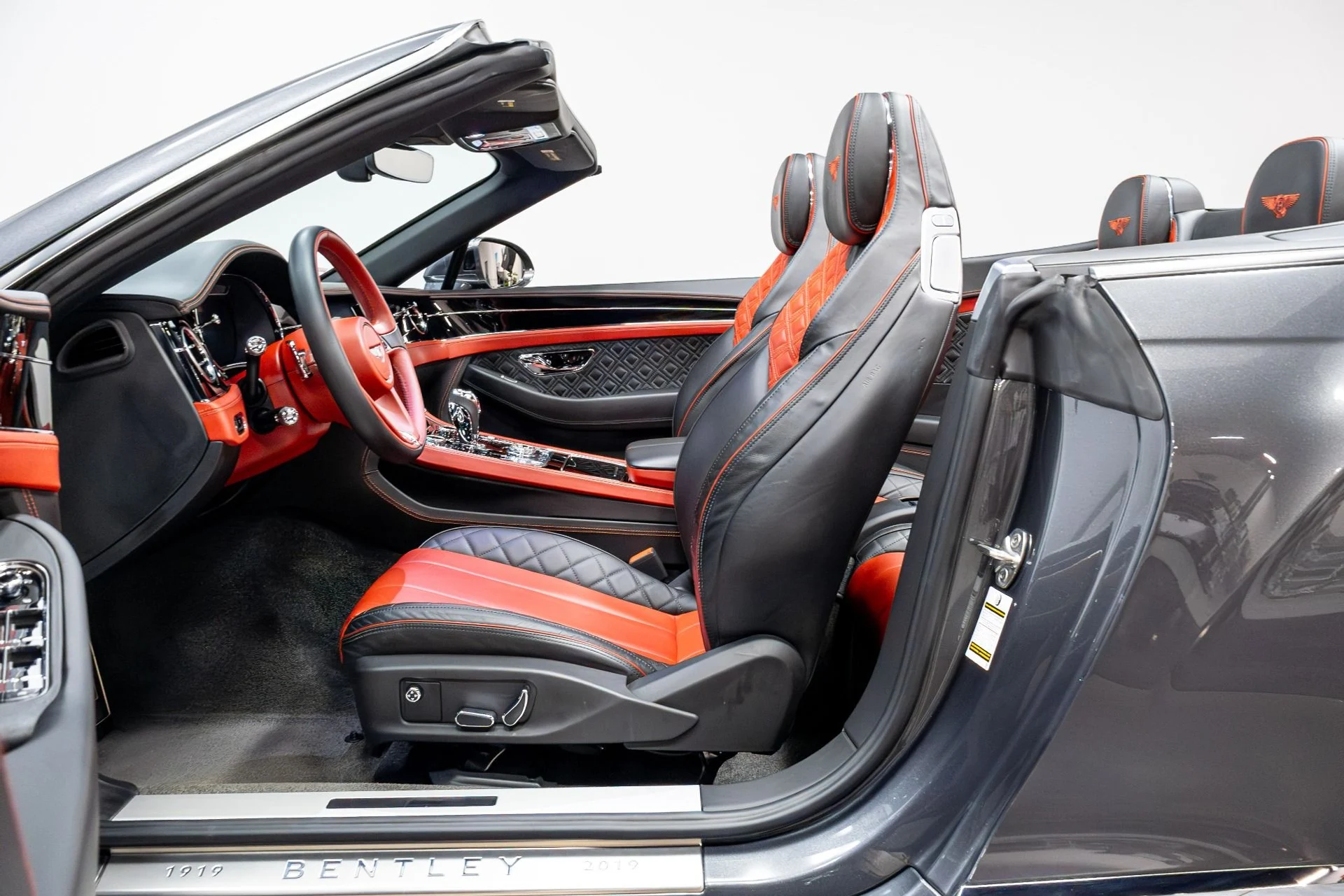 mph005_1178711913_Used_2020_Bentley_Continental_GT_V8_1775255845_0b9b8f3d8c