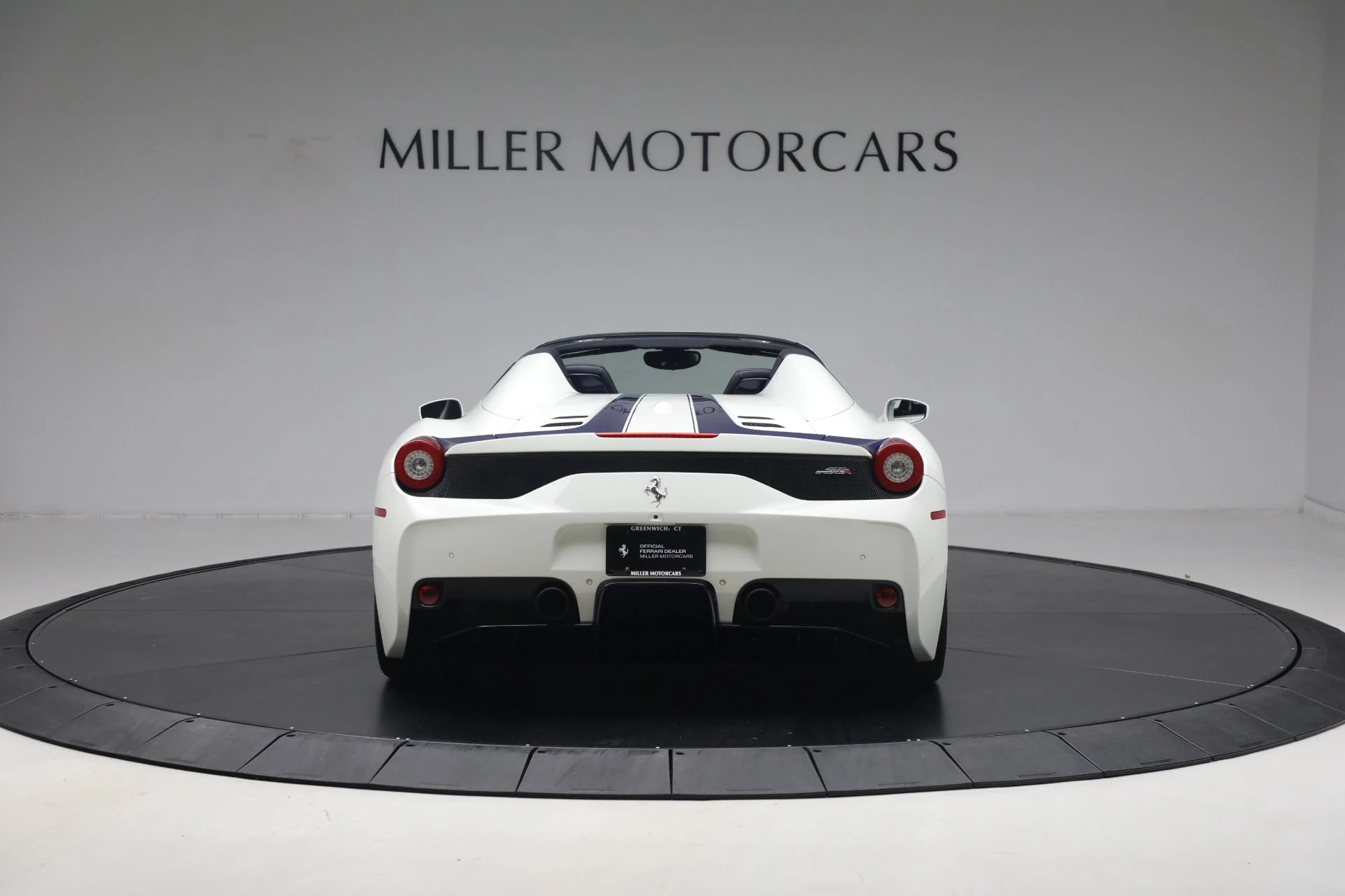 mph005_1182195904_Used_2015_Ferrari_458_Speciale_1738699258_f39d7652ff