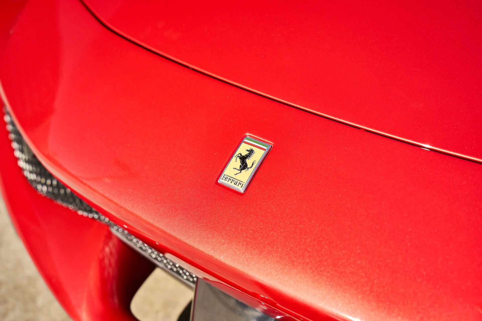 mph005_1186503920_Used_2024_Ferrari_296_GTB_Base_1766793102_c94cd12022