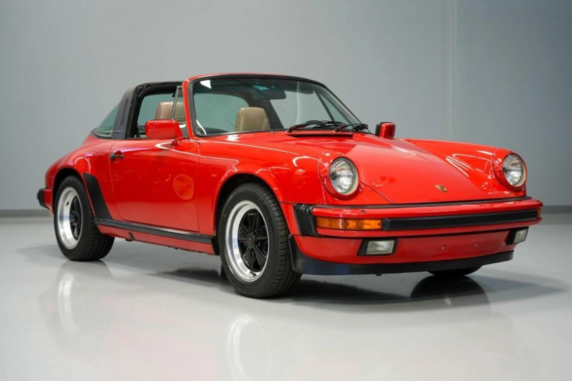 mph005_118905125_nz7de9u_T9_F_Sga_Q23_Zw2bd3_P_Ub_OY_2edd492fdf