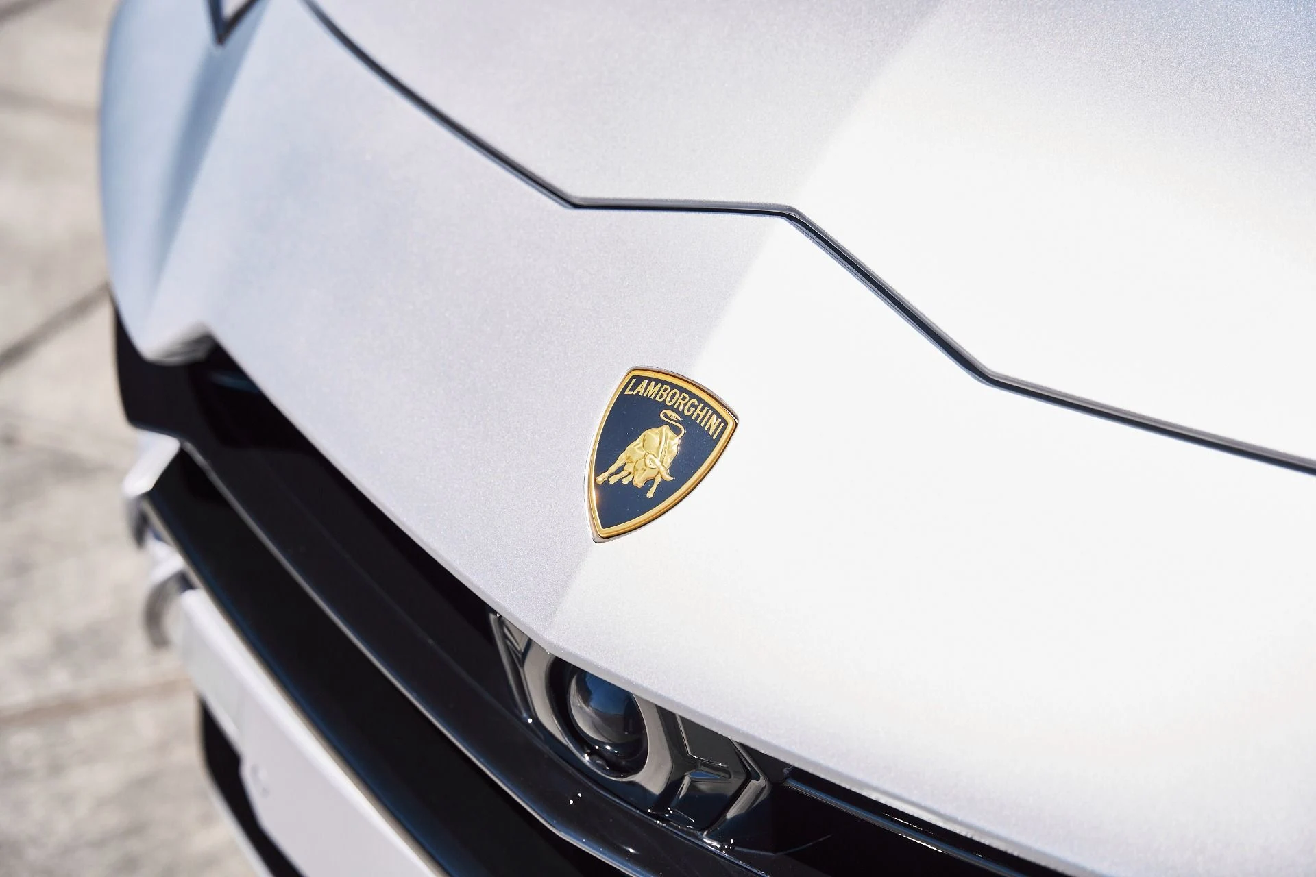 mph005_1195771638_Used_2024_Lamborghini_Urus_S_1775866688_f99b7f188b