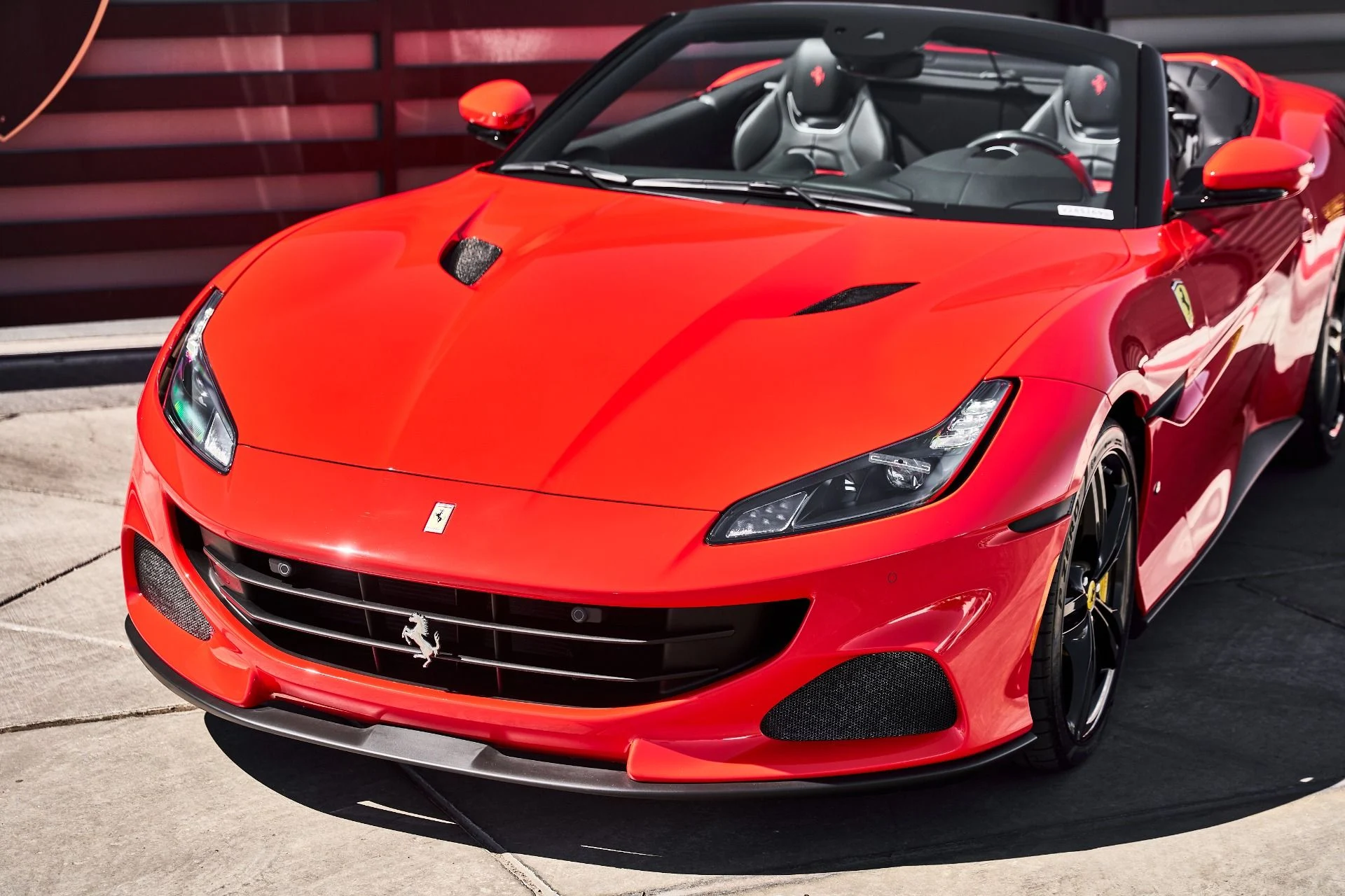 mph005_1196683062_Used_2022_Ferrari_Portofino_M_Base_1790300077_4a6ab30cff