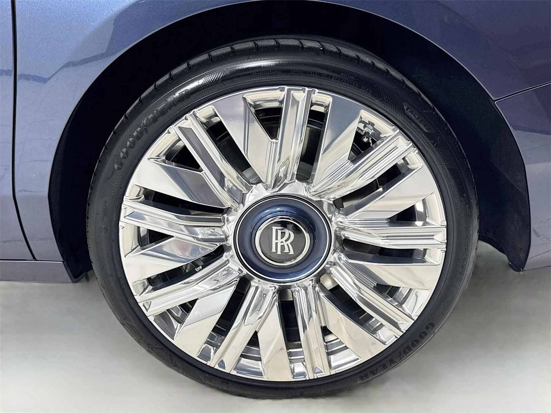 mph005_1208596864_40c1291abcc1aea5ed078001472c3db8x_f91d27063a