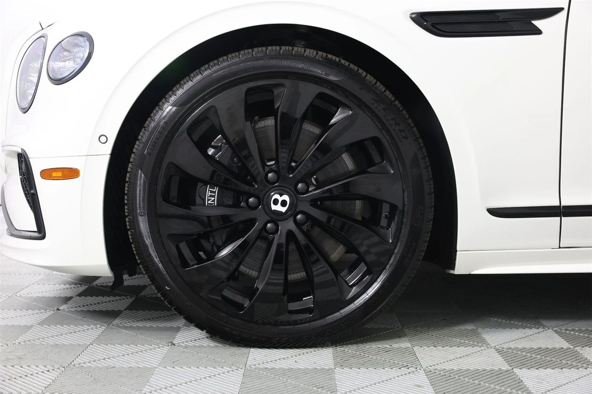 mph005_121636646_5d74328386d9af55bb944b4278e7dbf1_962bd7c6c7