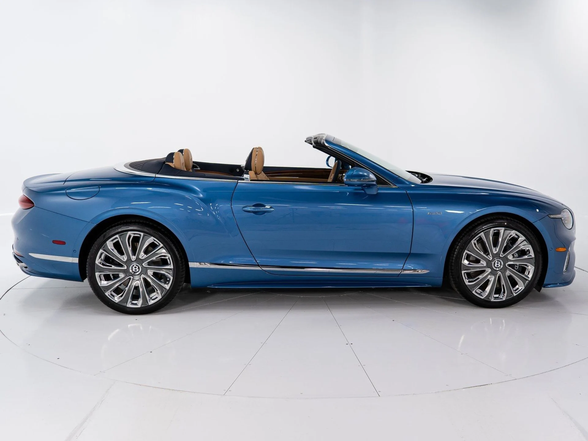 mph005_1226655115_88ead23d2417e17967add0623e0ec8ee_bf64a55616