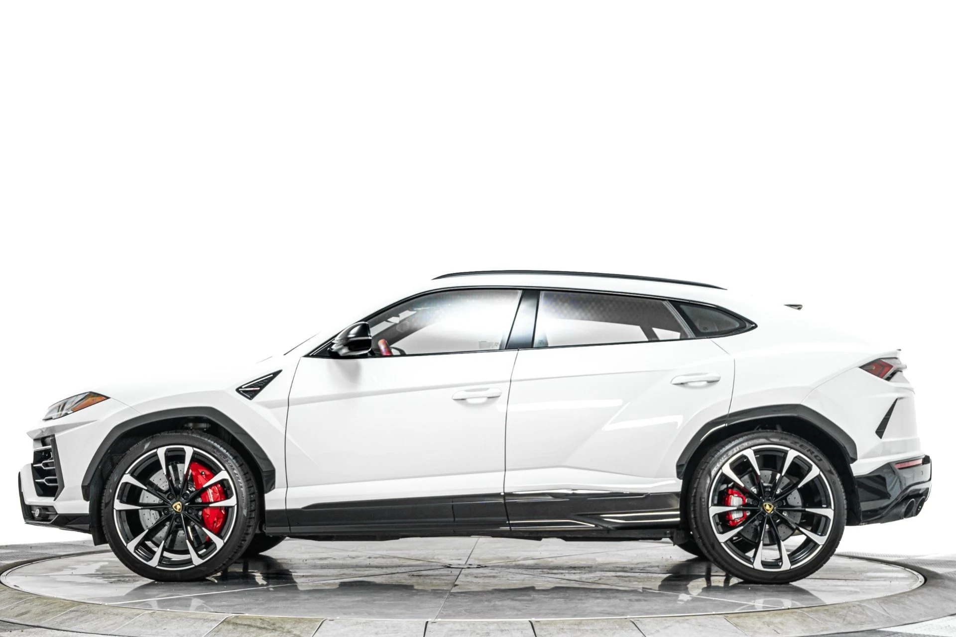 mph005_1229315112_Used_2022_Lamborghini_Urus_1792605260_e7f1902973
