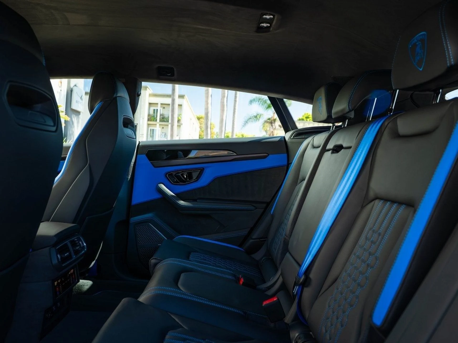 mph005_1234978920_572e2b9238e6512640d58d7dd2e964ccx_581ac6816f