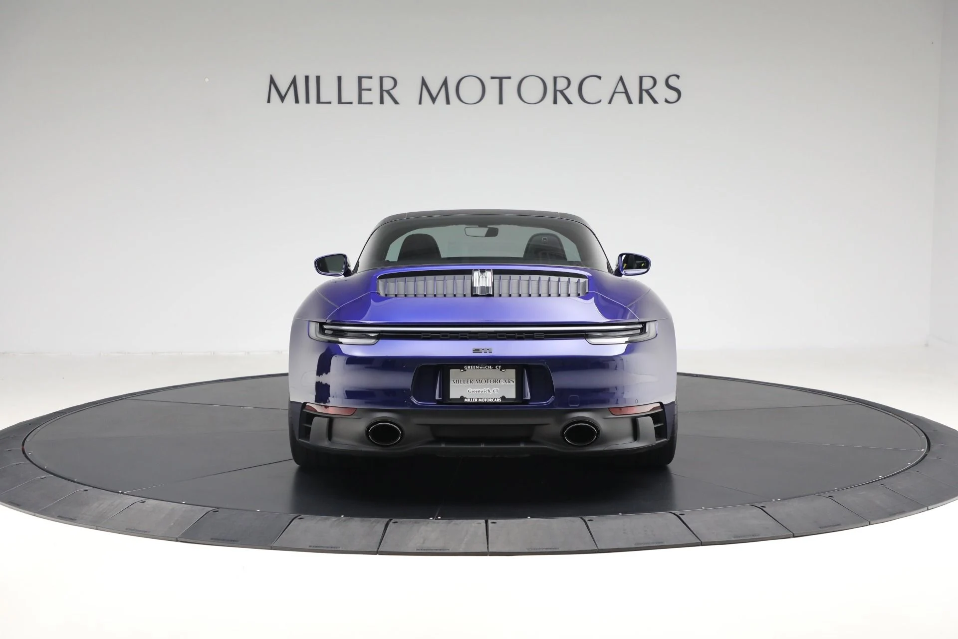 mph005_124603843_Used_2024_Porsche_911_Targa_4_GTS_1761677154_886d9157f1