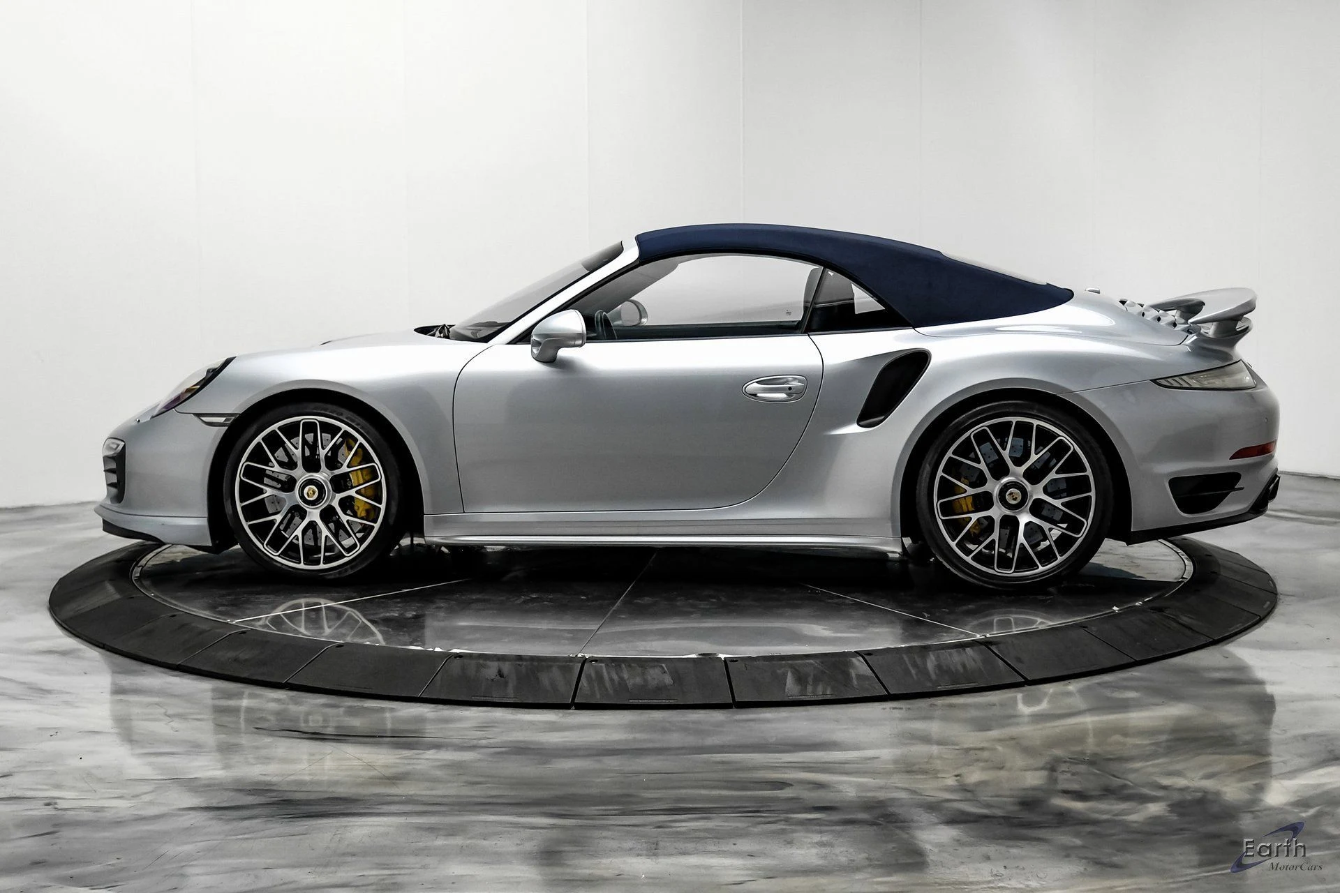 mph005_1246241676_e8db99ff1b8622ec399af00366d646dbx_a2b12f56d1