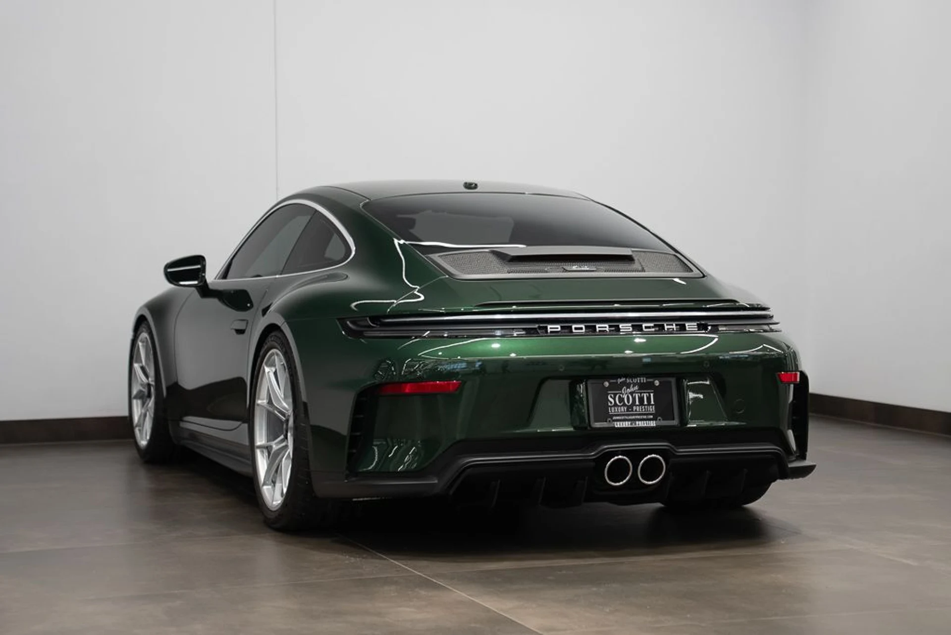 mph005_1246616182_porsche_911_2026_058c5deadd