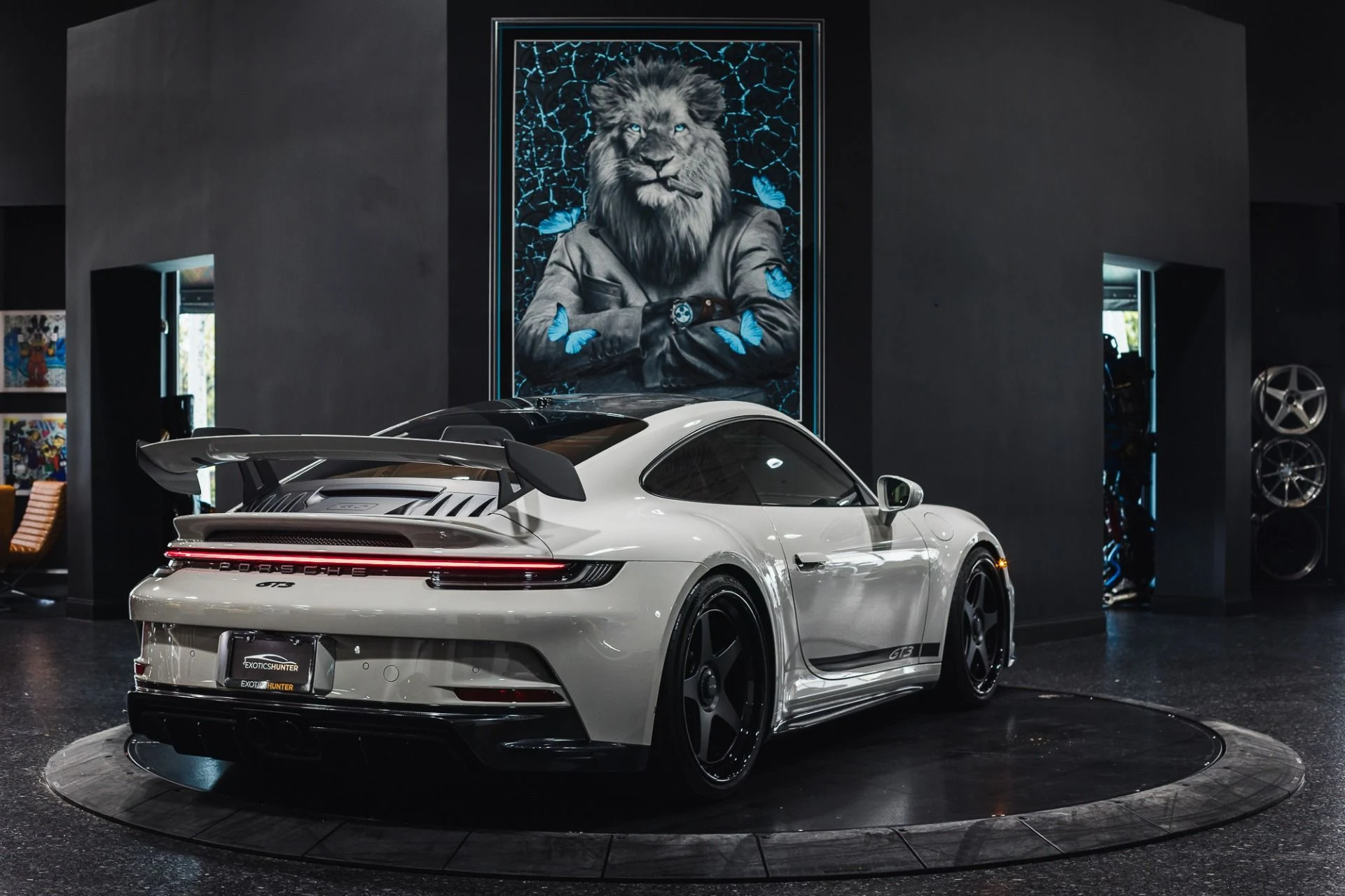 mph005_1256742569_Used_2022_Porsche_911_GT_3_Chalk_CC_Bs_Tasteful_Upgrades_1775764800_4c515034c9