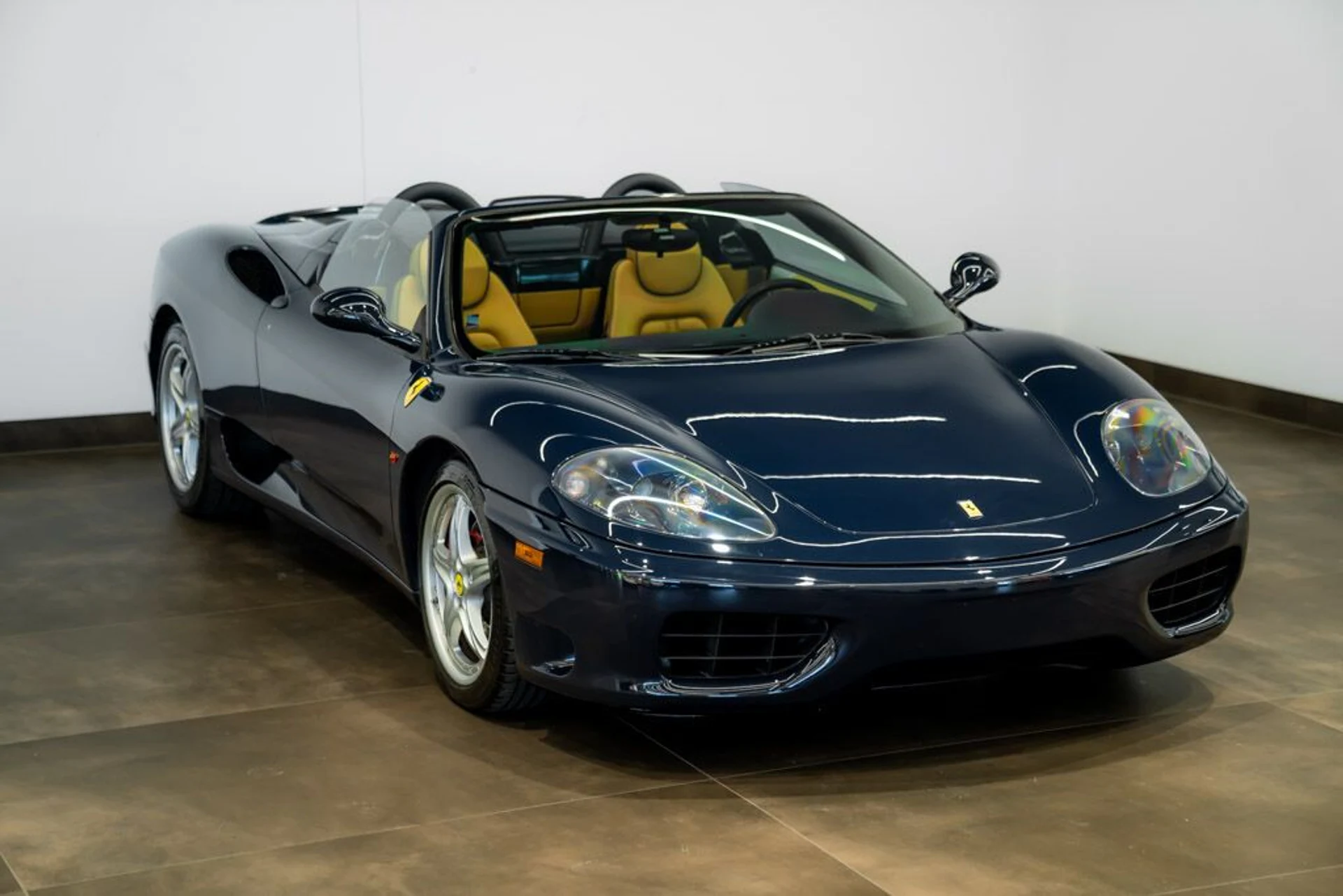 mph005_1266663393_ferrari_360_2004_jpg_v_1773863537_81179261d3