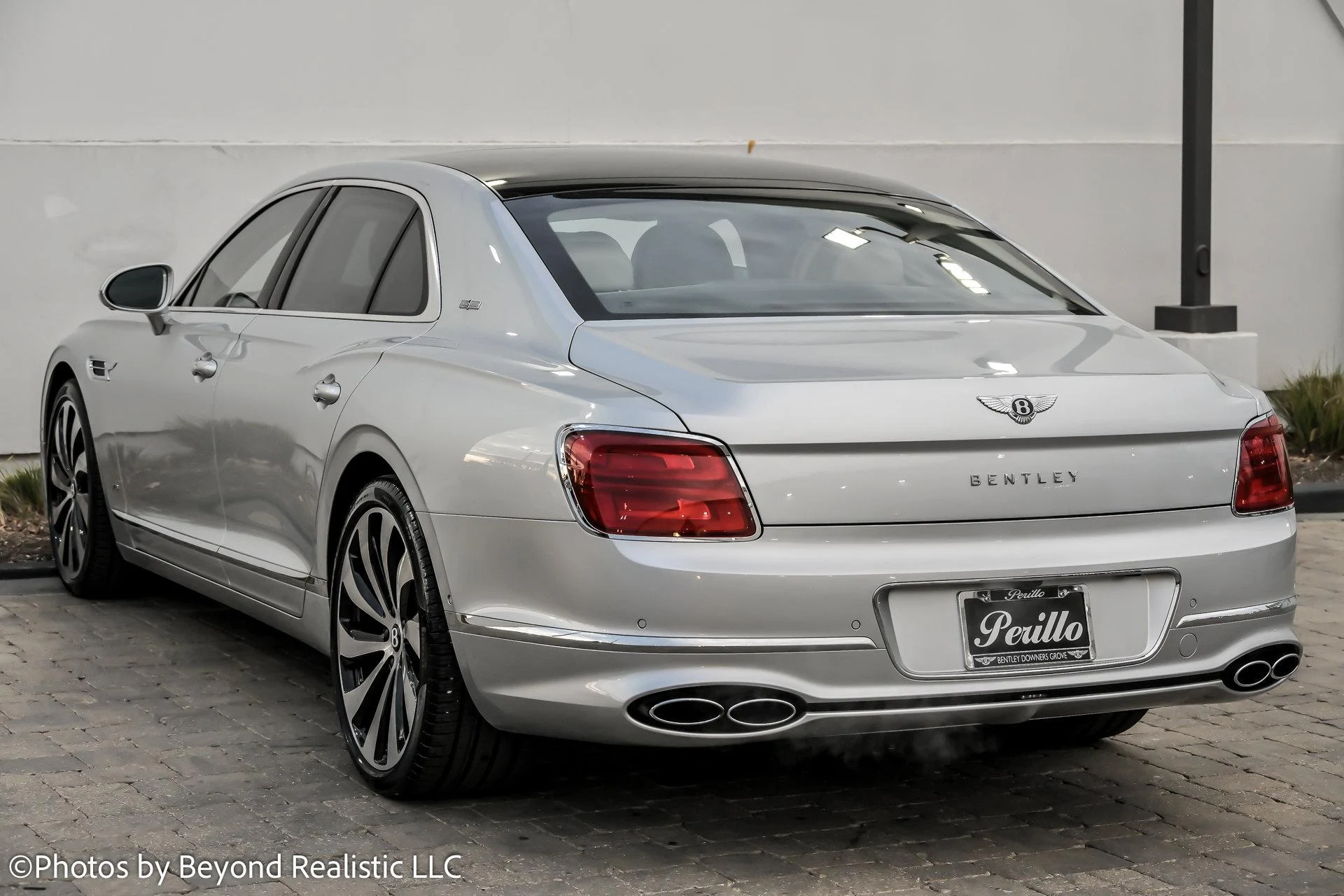 mph005_1268831214_Used_2021_Bentley_Flying_Spur_V8_First_Edition_1763629645_25f35ac85c