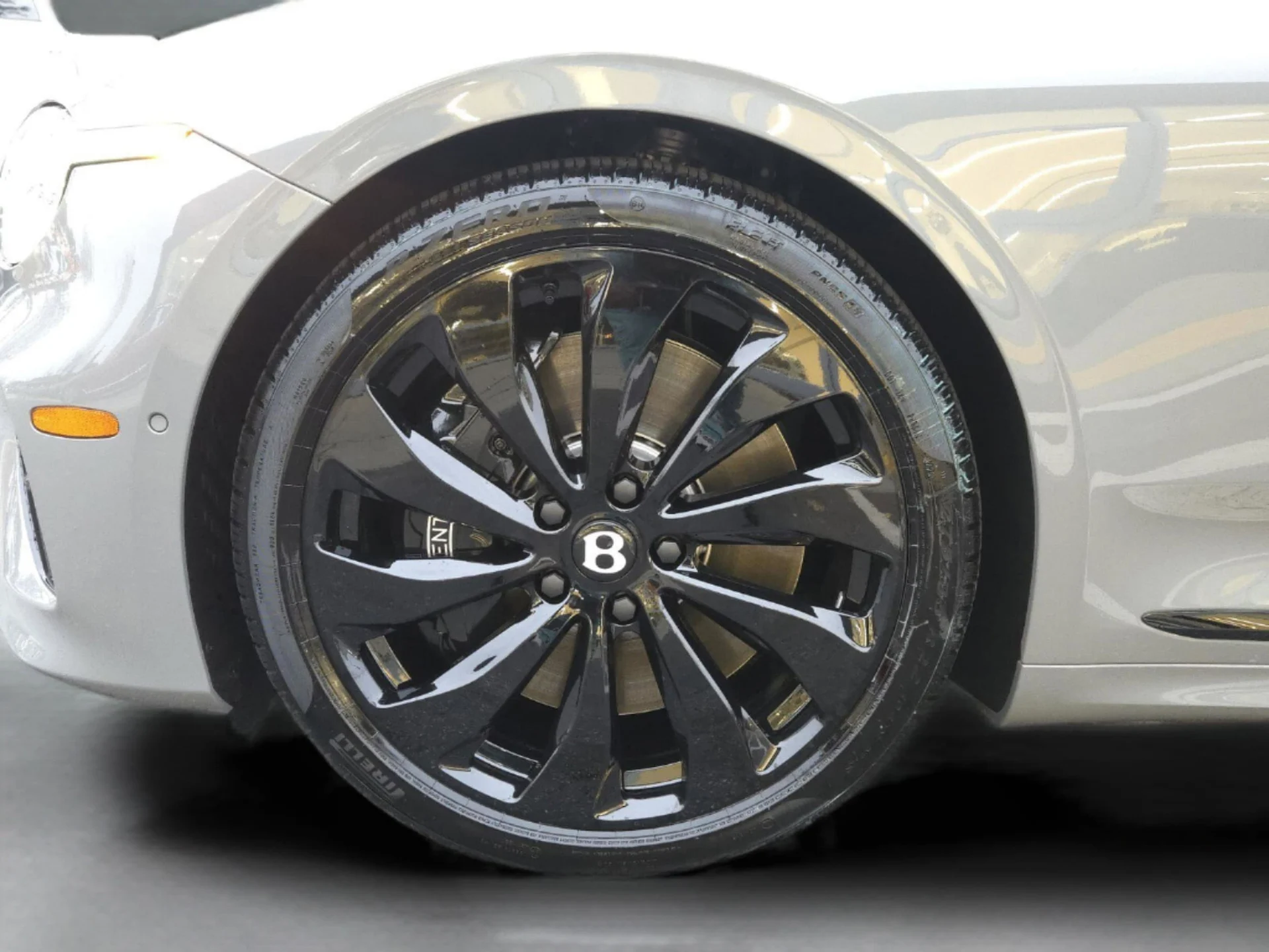 mph005_1270494075_17f6110ca1dee56970b70aaf2d07a5ccx_b95f594fc1