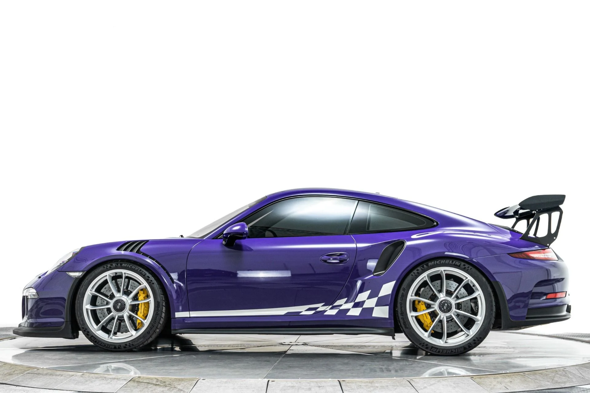 mph005_1279080681_Used_2016_Porsche_911_GT_3_RS_Carbon_Ceramic_Brakes_Fresh_Service_1791220459_12ffe6a97a